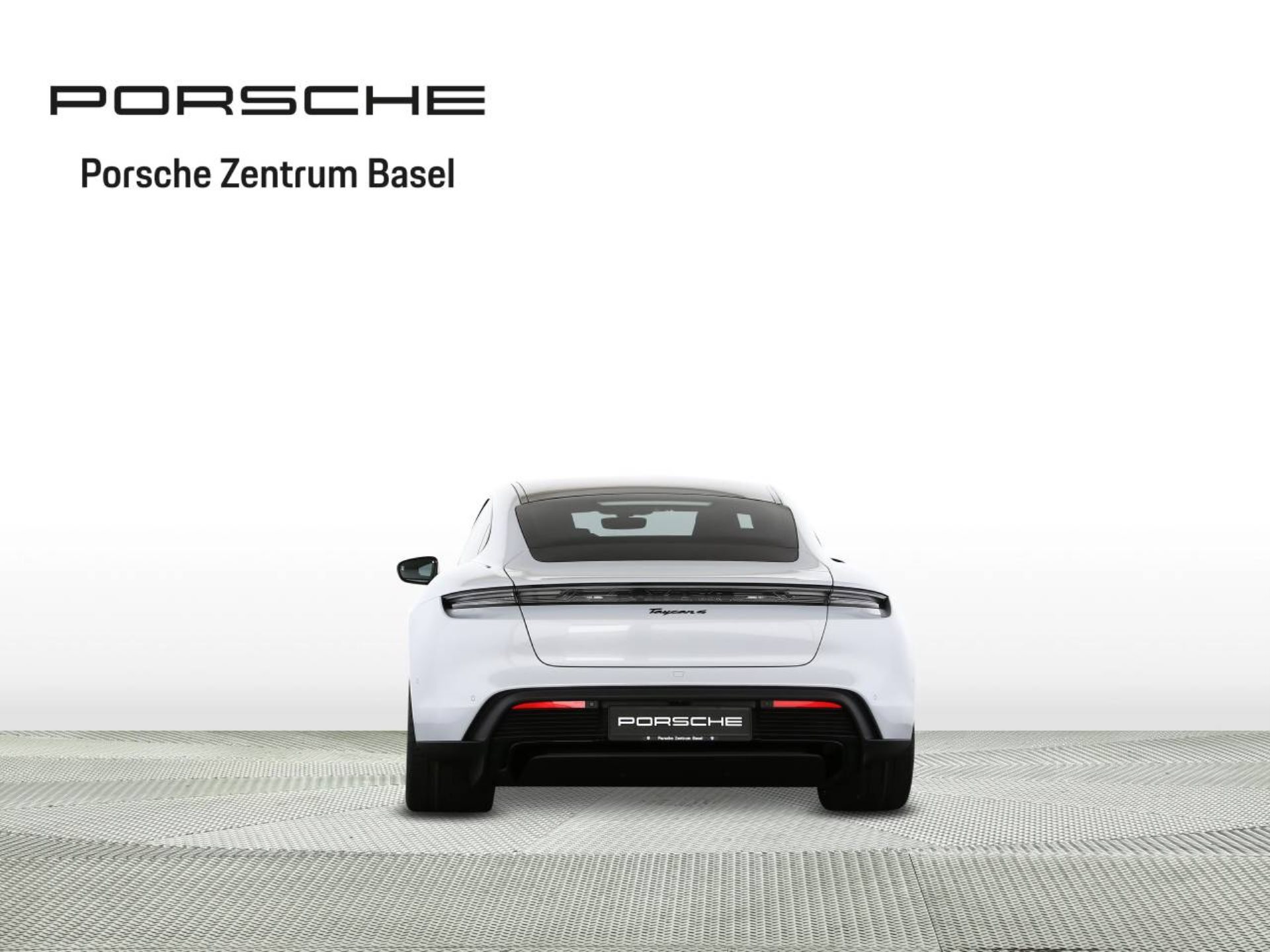 PORSCHE Taycan 4 Black Edition-image-6