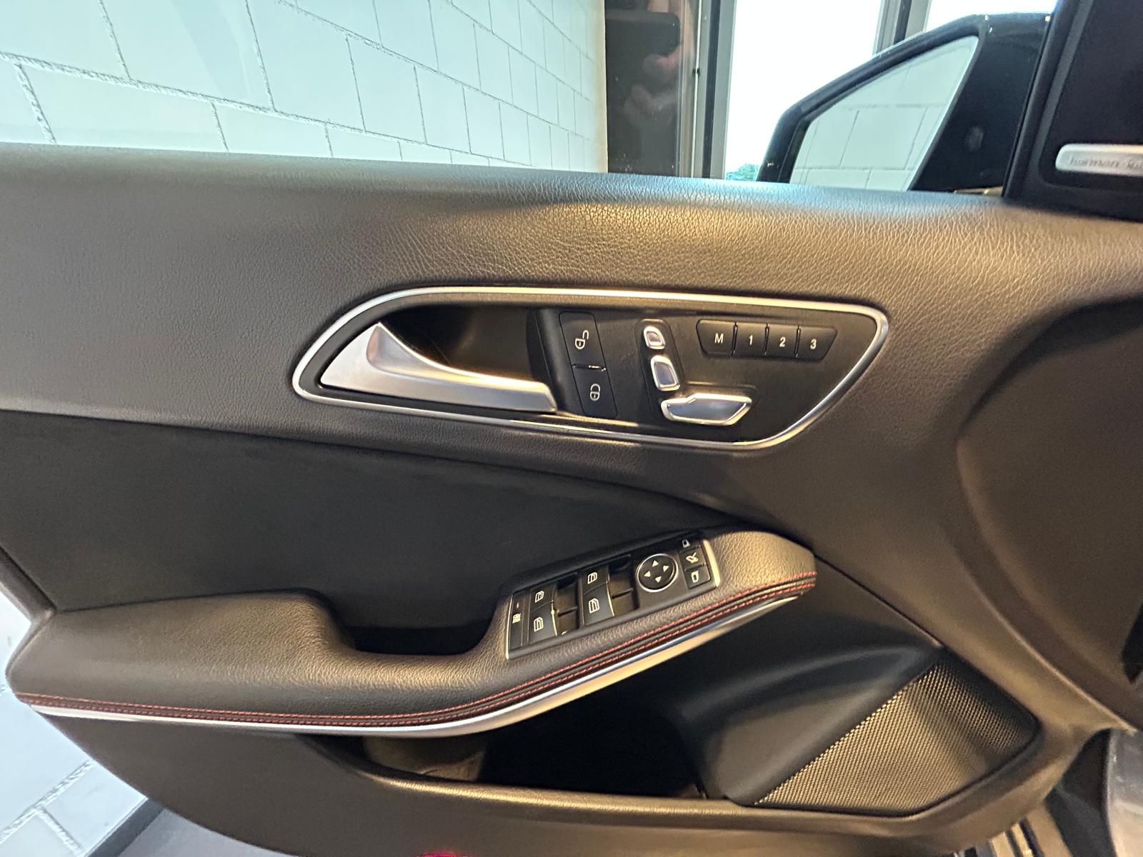 MERCEDES-BENZ A 45 AMG 4Matic Speedshift 7G-DCT-image-18