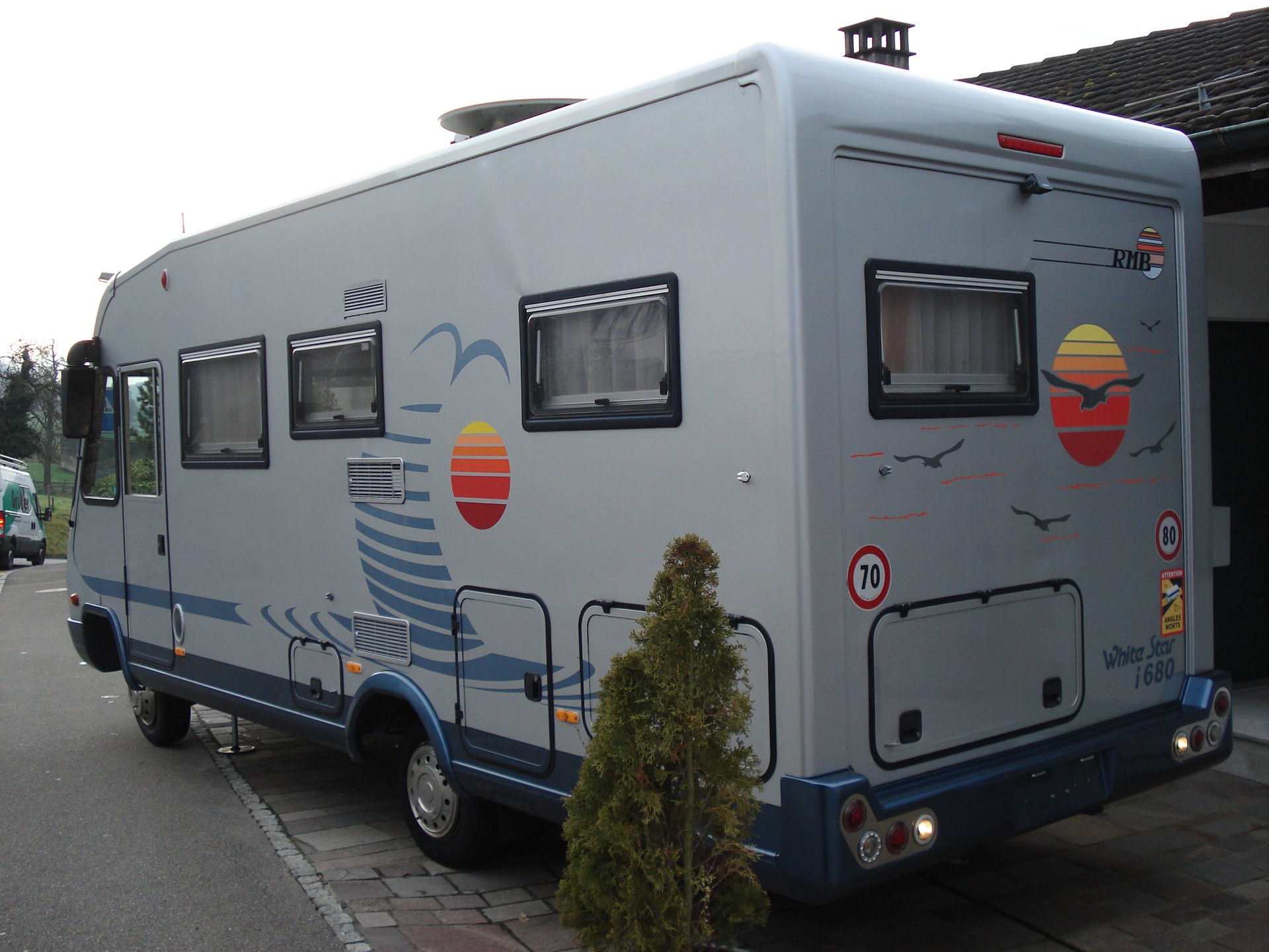 MERCEDES-BENZ RMB - Frankia -White Star I 680 LD-image-2