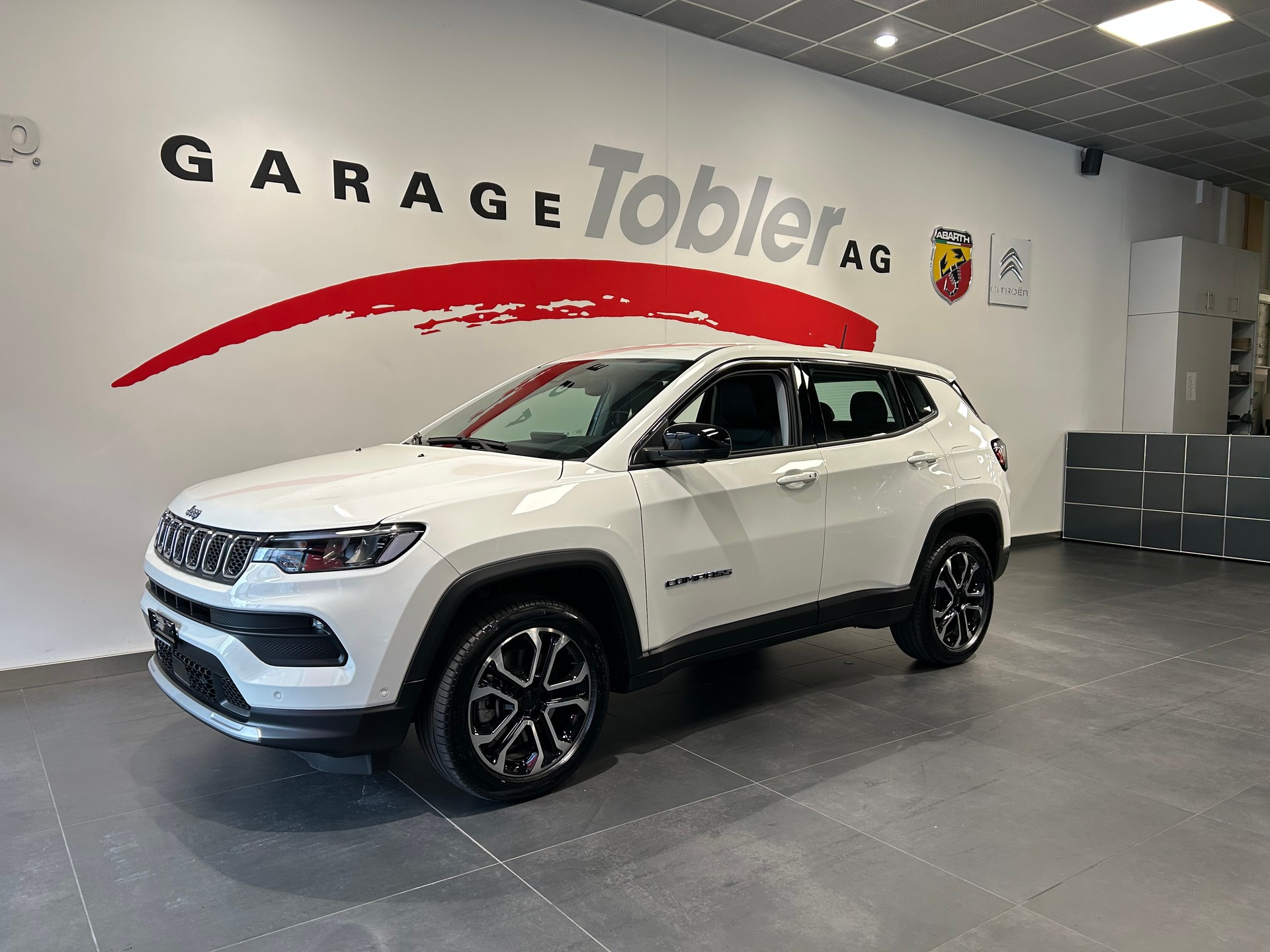JEEP Compass 1.3 T PHEV Swiss Altitude Plus AWD-image-7