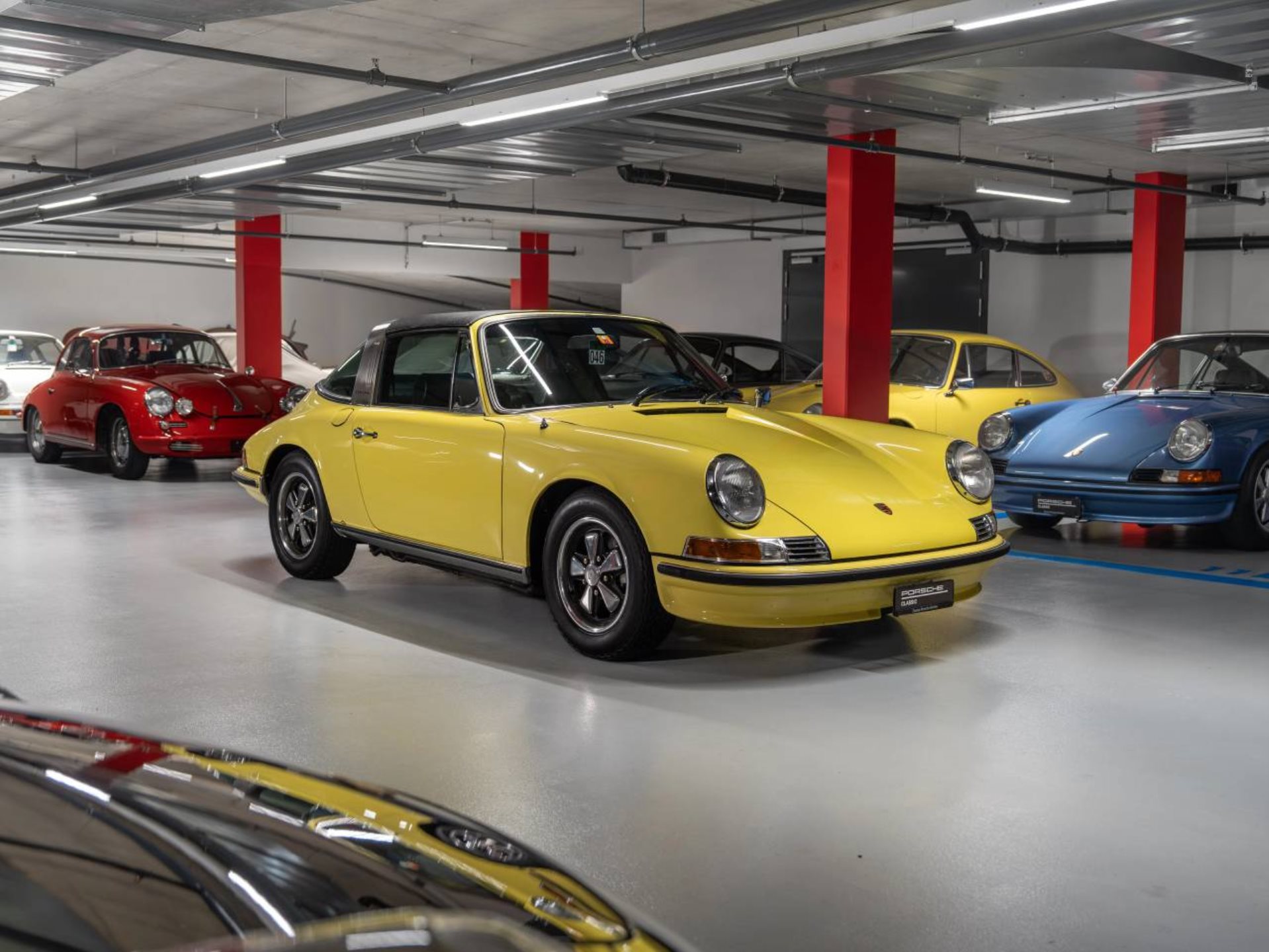 PORSCHE 911 S 2.4 Targa-image-7