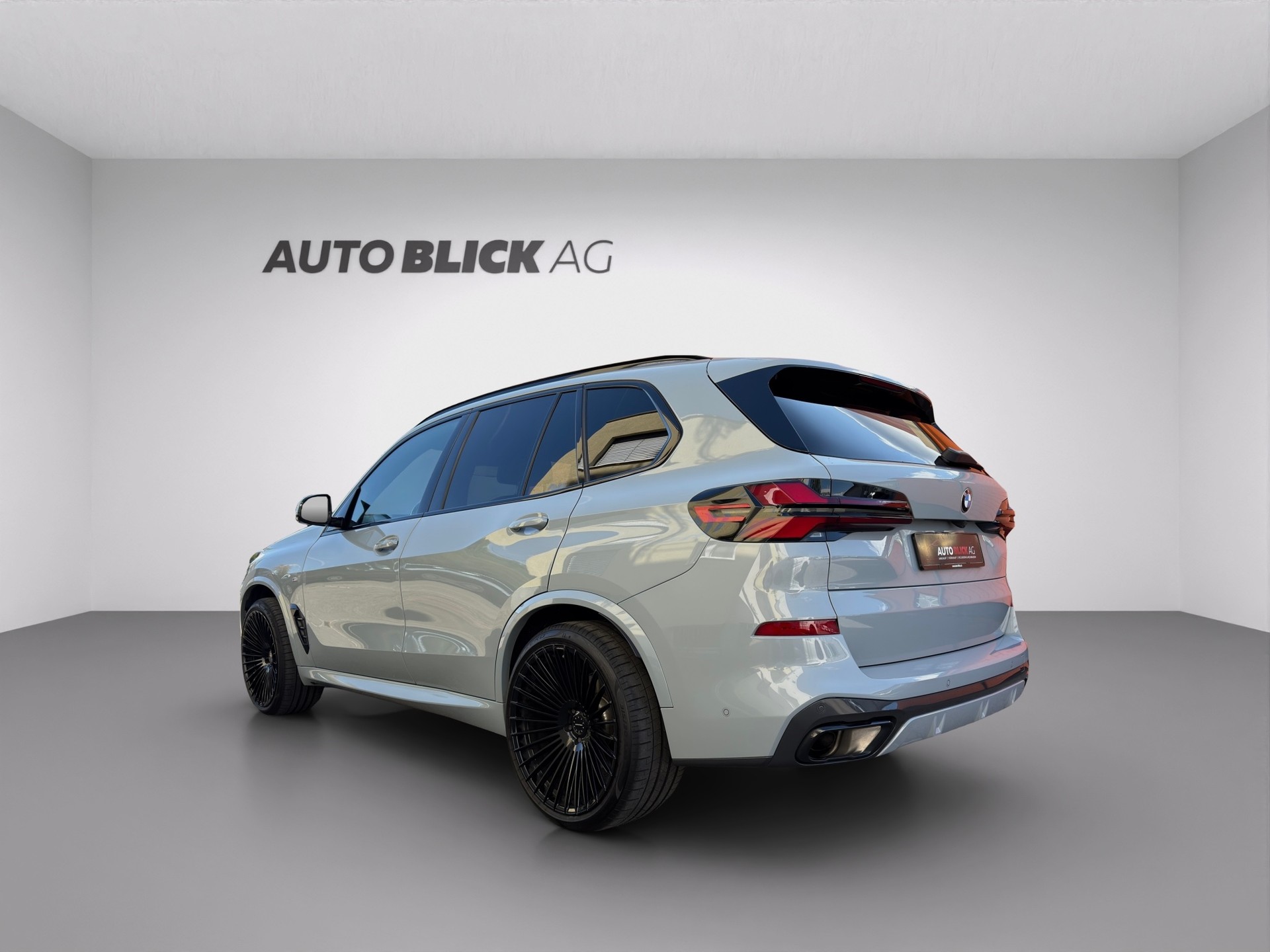 BMW X5 xDrive 48V 40d M Sport Pro Steptronic-image-6