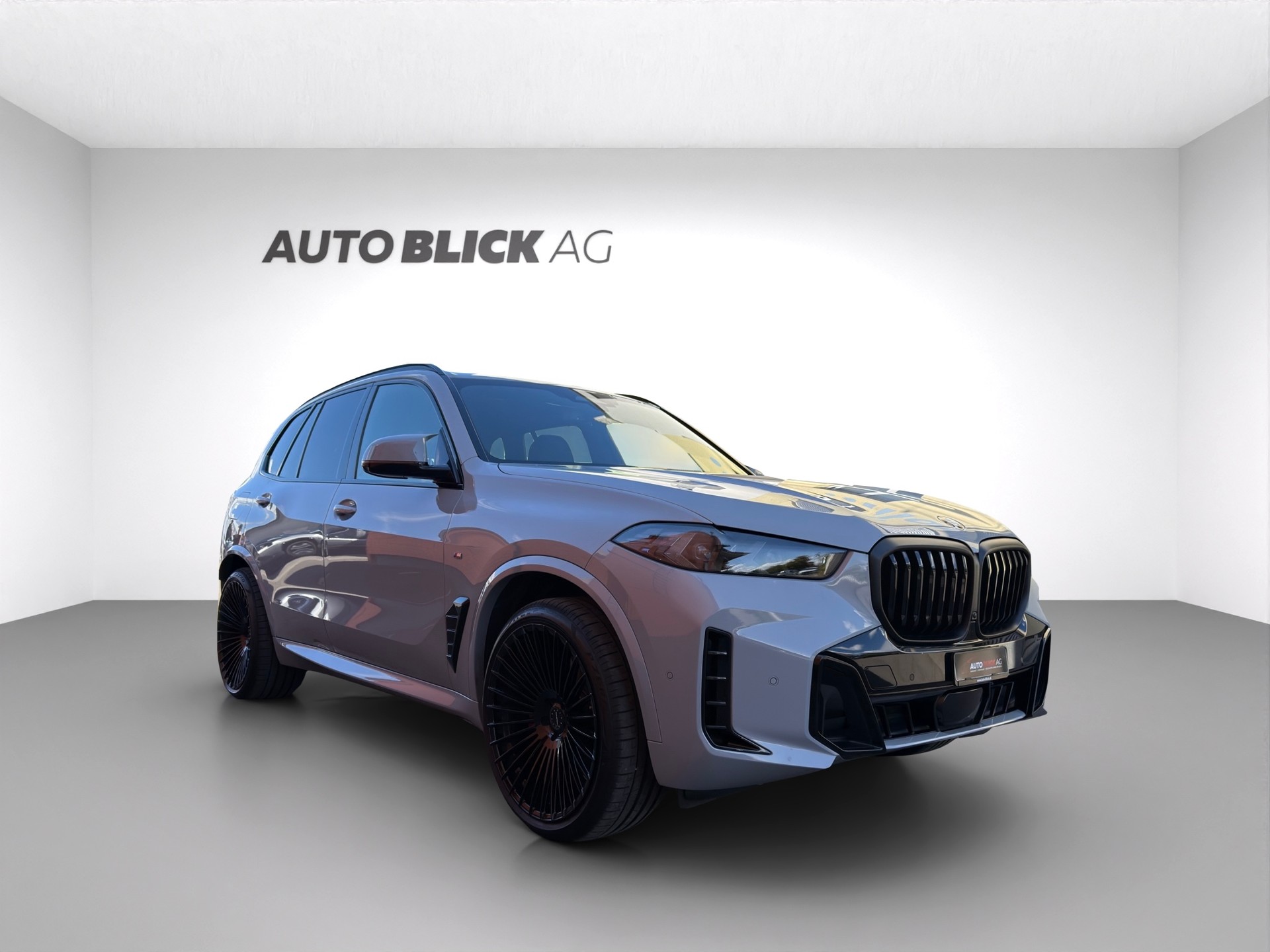 BMW X5 xDrive 48V 40d M Sport Pro Steptronic-image-1