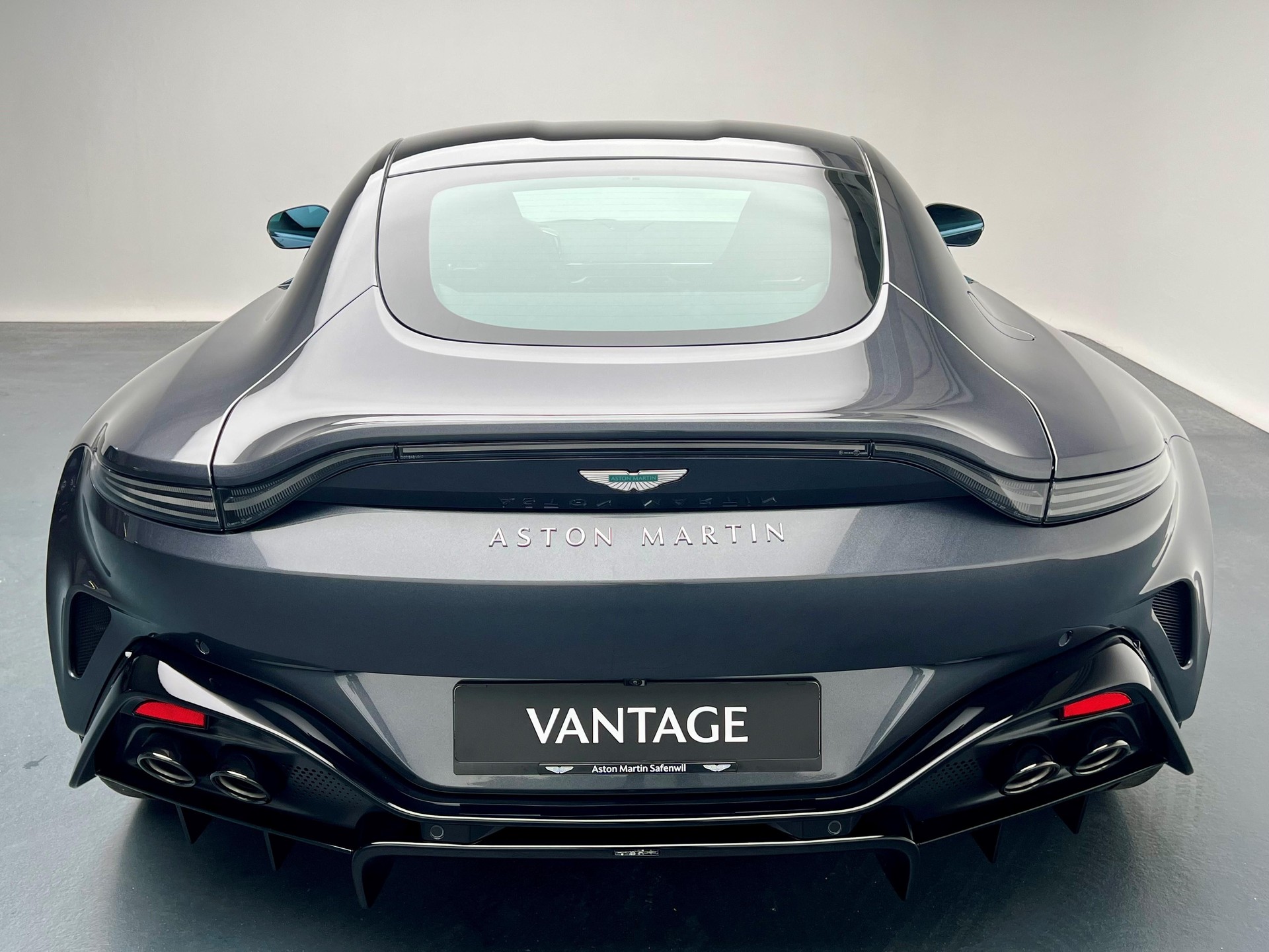 ASTON MARTIN V8 Vantage Coupé 4.0 V8 Bi-Turbo-image-18