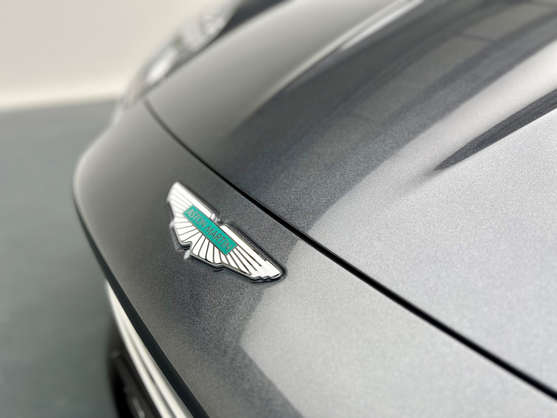 ASTON MARTIN V8 Vantage Coupé 4.0 V8 Bi-Turbo-image-15