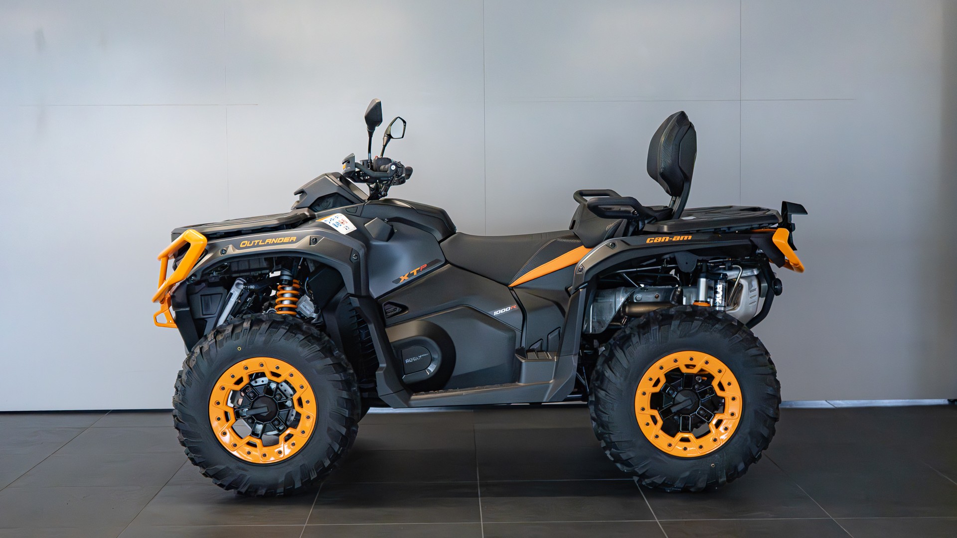 CAN-AM Outlander 1000R MAX X-TP-image-13