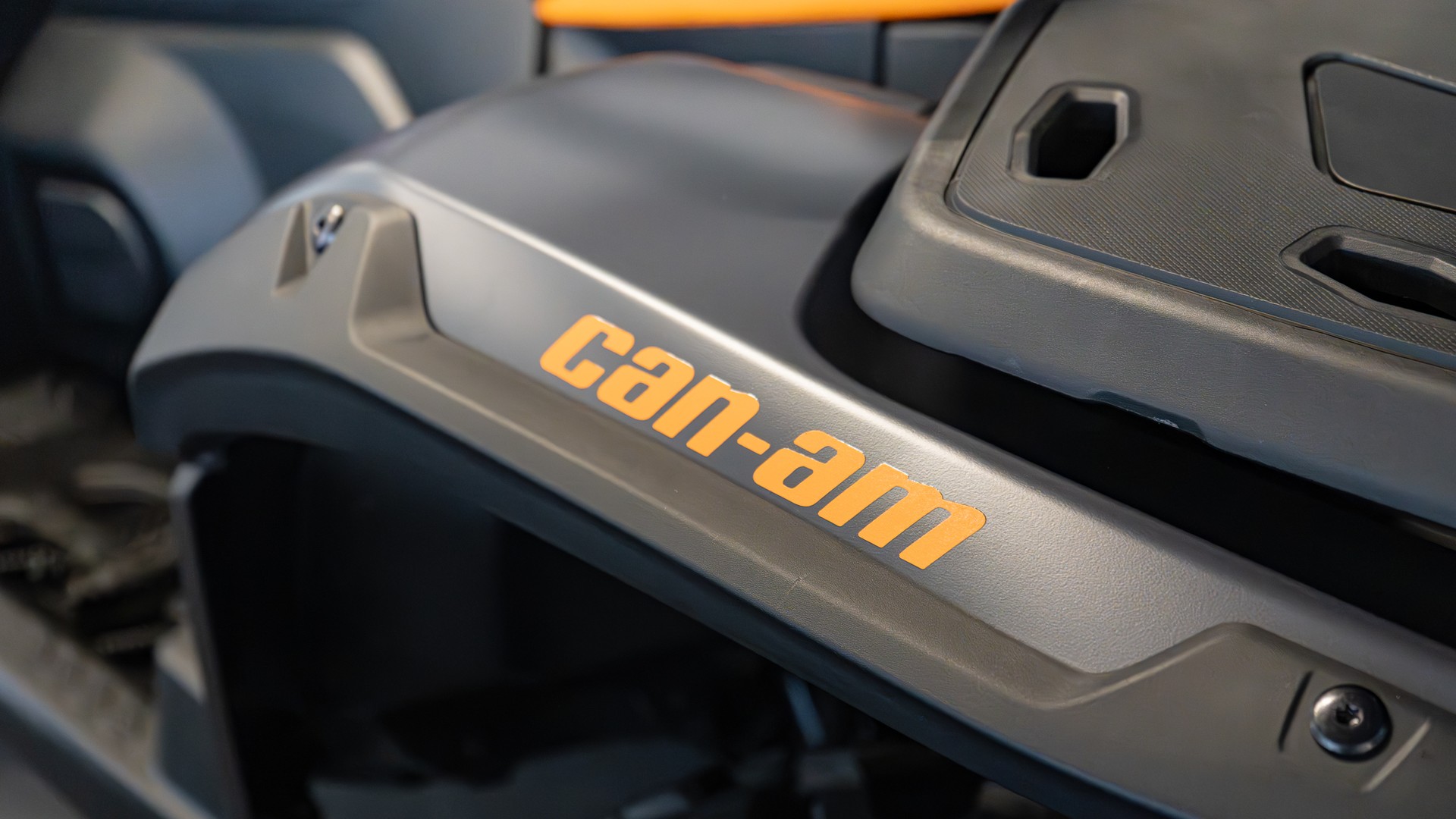 CAN-AM Outlander 1000R MAX X-TP-showroom-element-3
