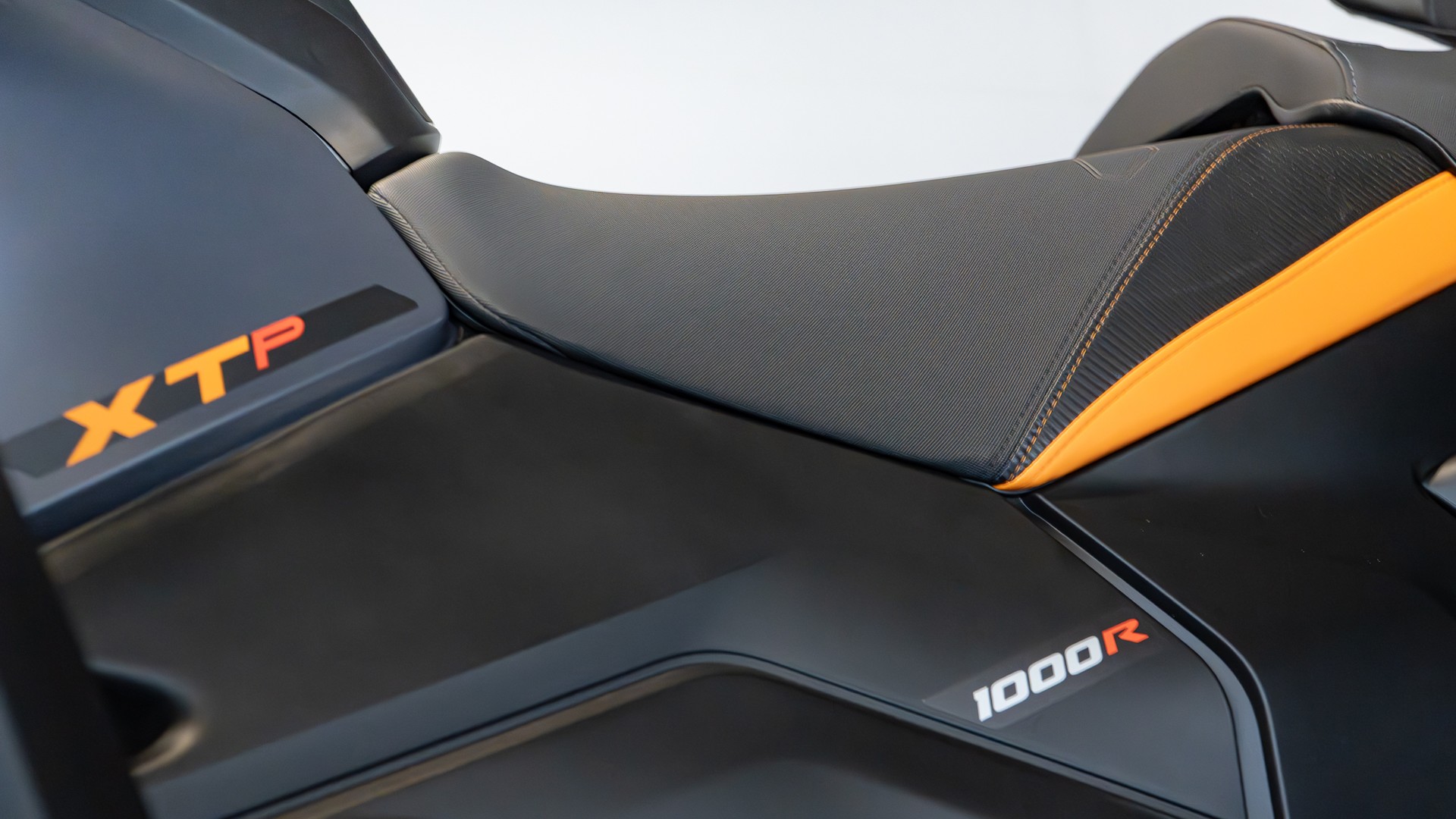 CAN-AM Outlander 1000R MAX X-TP-image-10