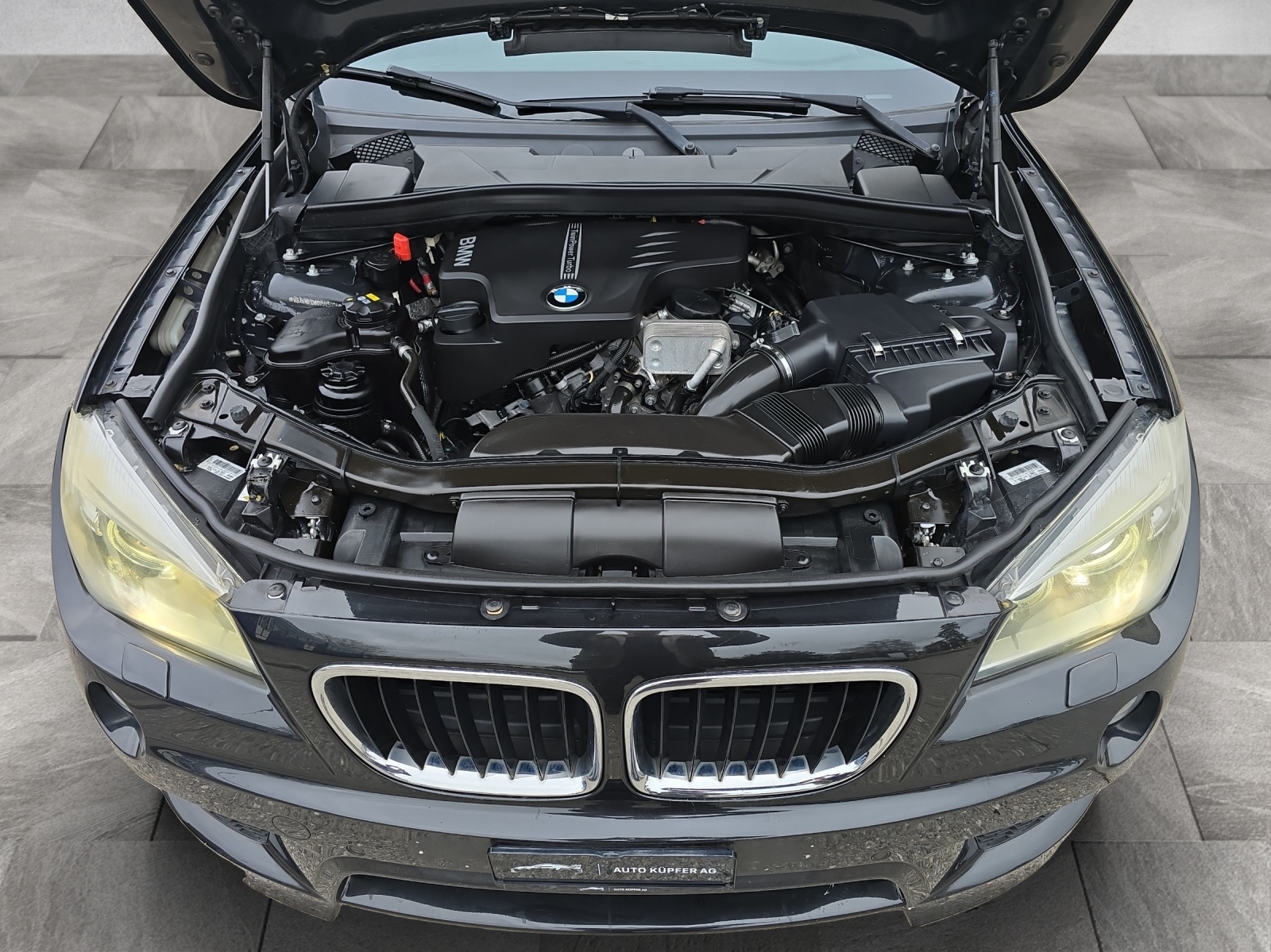 BMW X1 xDrive 20i M-Sportpaket-image-25