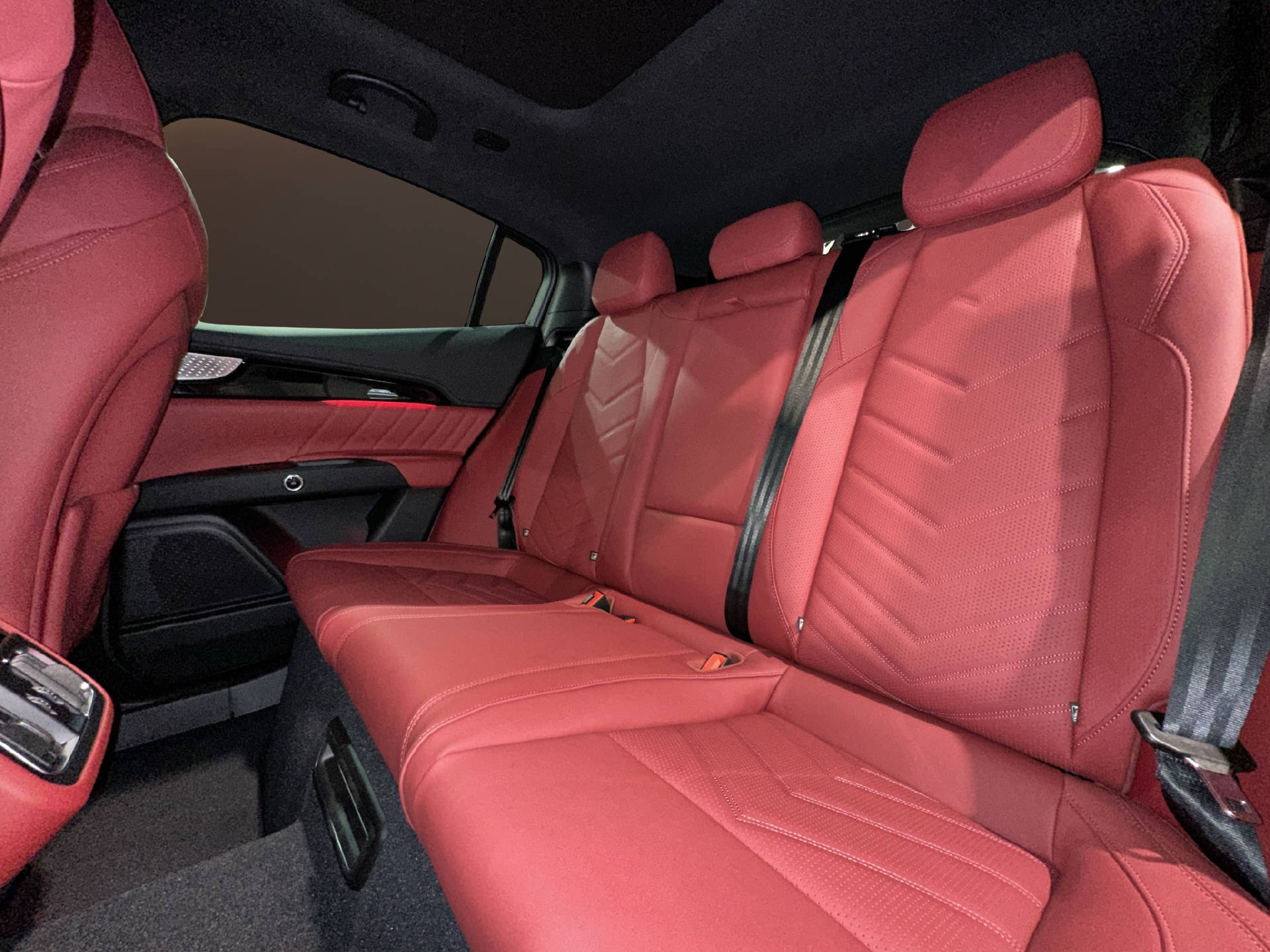 MASERATI Grecale 2.0 Hybrid Modena-image-10