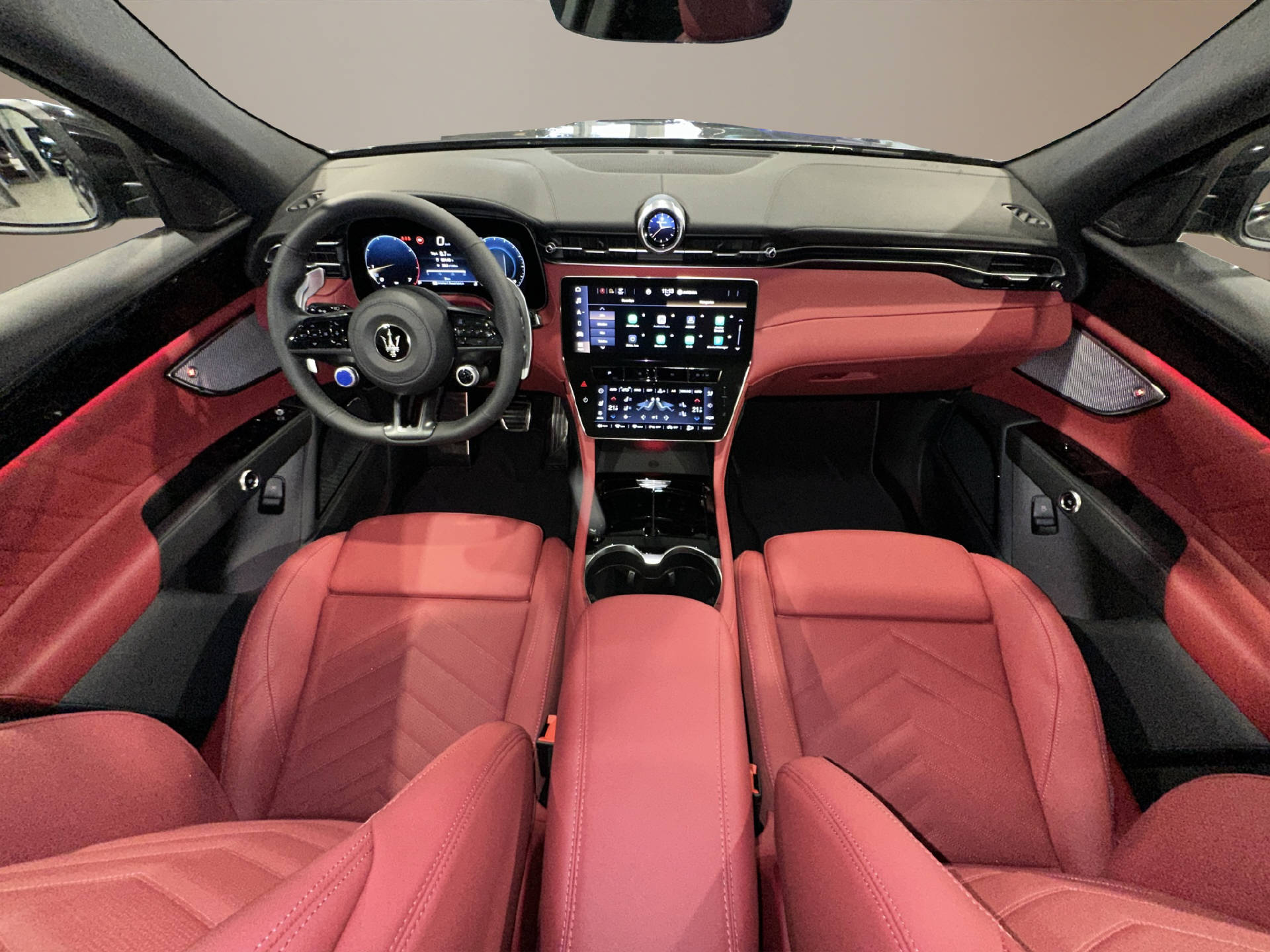 MASERATI Grecale 2.0 Hybrid Modena-image-11