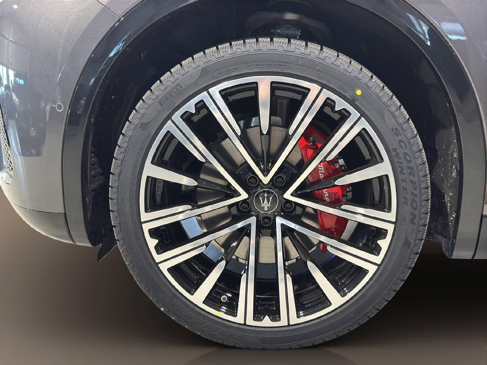 MASERATI Grecale 2.0 Hybrid Modena-image-17