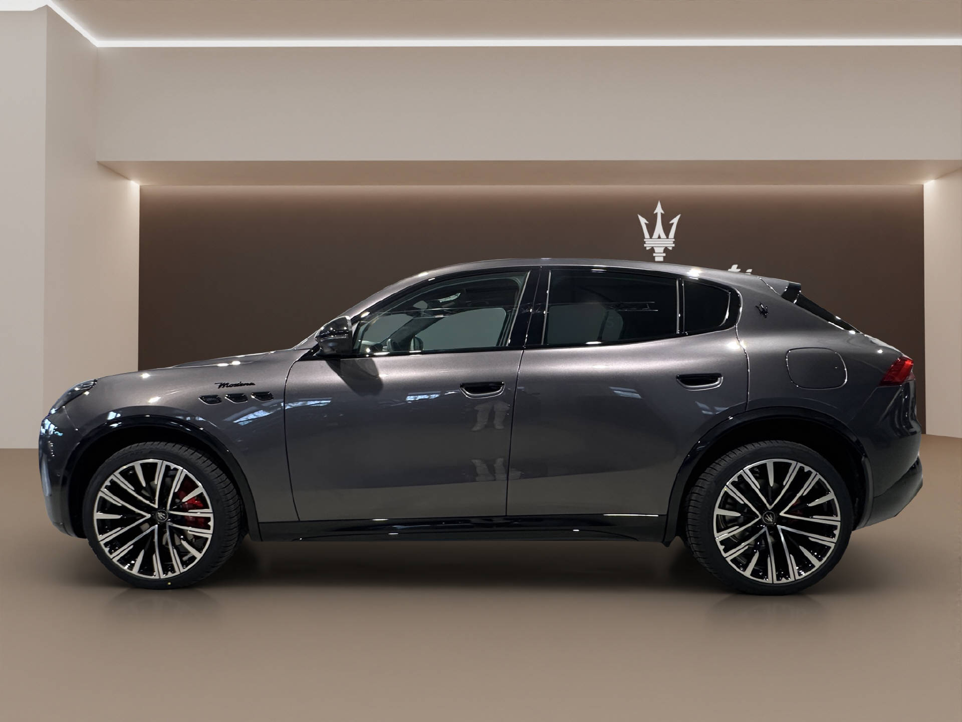 MASERATI Grecale 2.0 Hybrid Modena-image-7