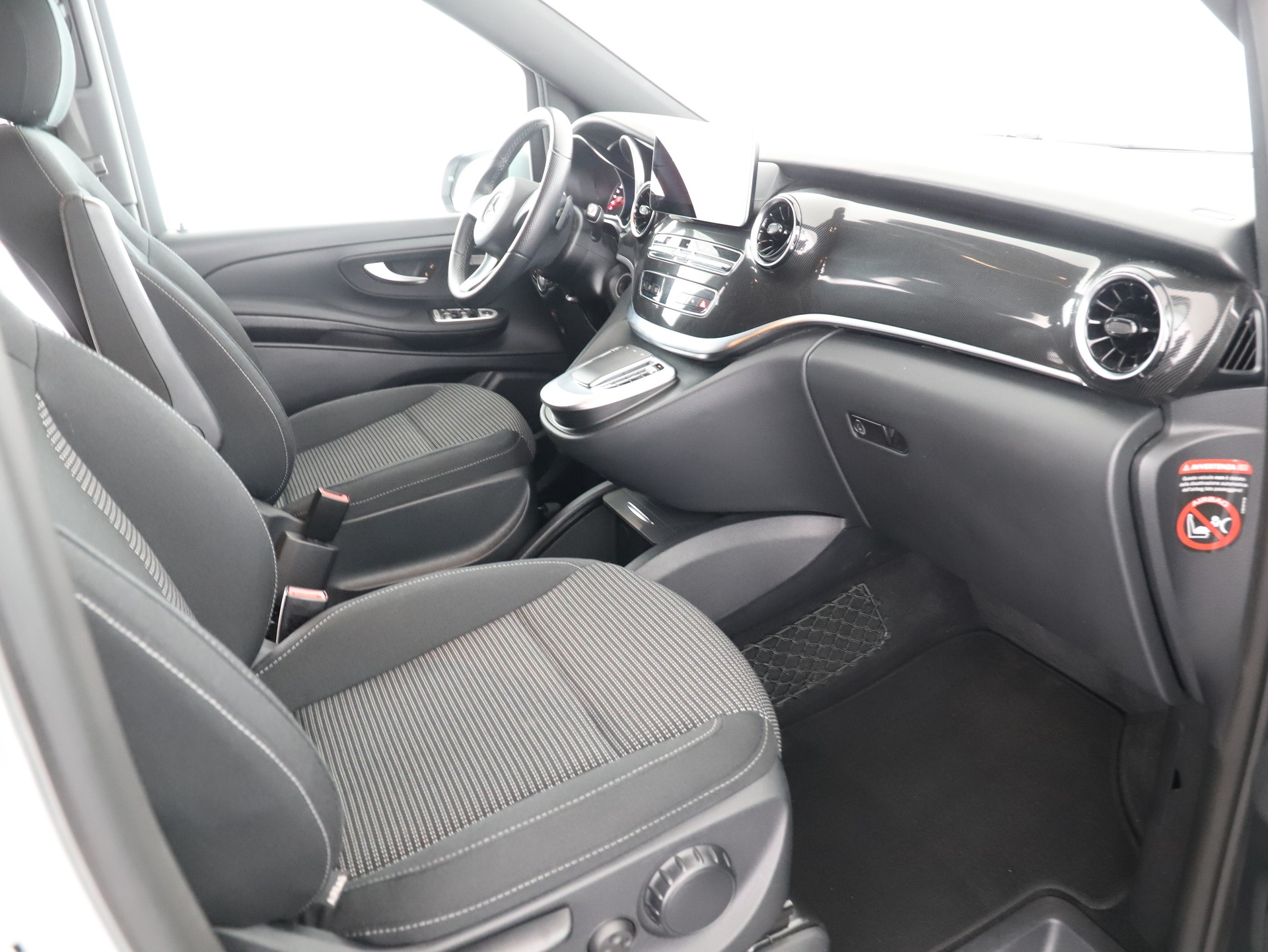 MERCEDES-BENZ V 250 d K Trend 4Matic-image-10