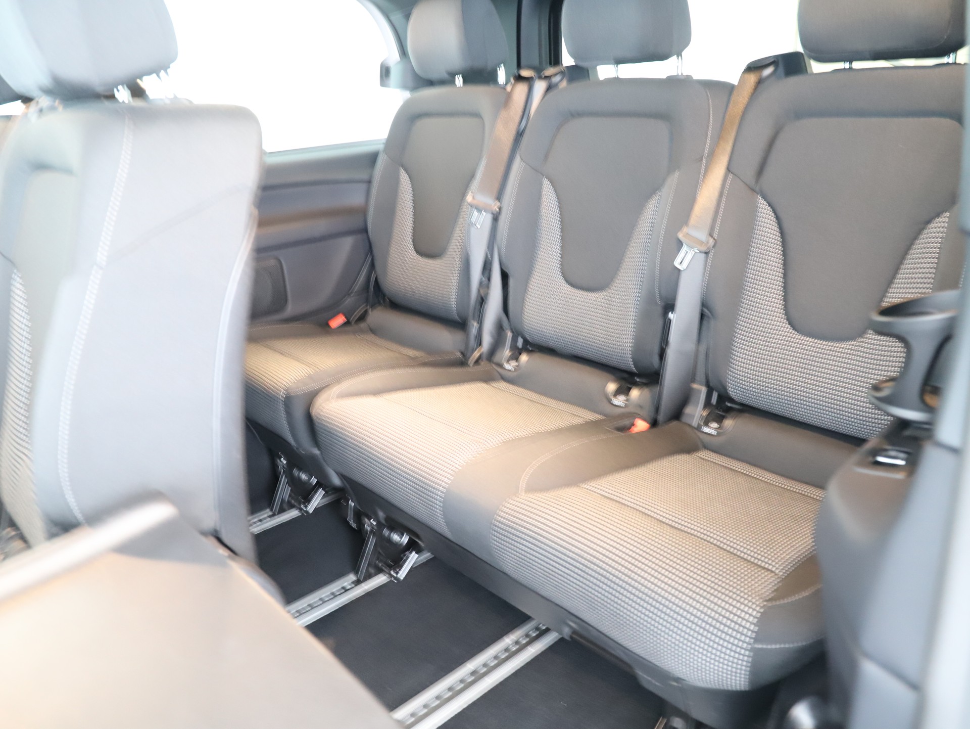 MERCEDES-BENZ V 250 d K Trend 4Matic-image-14