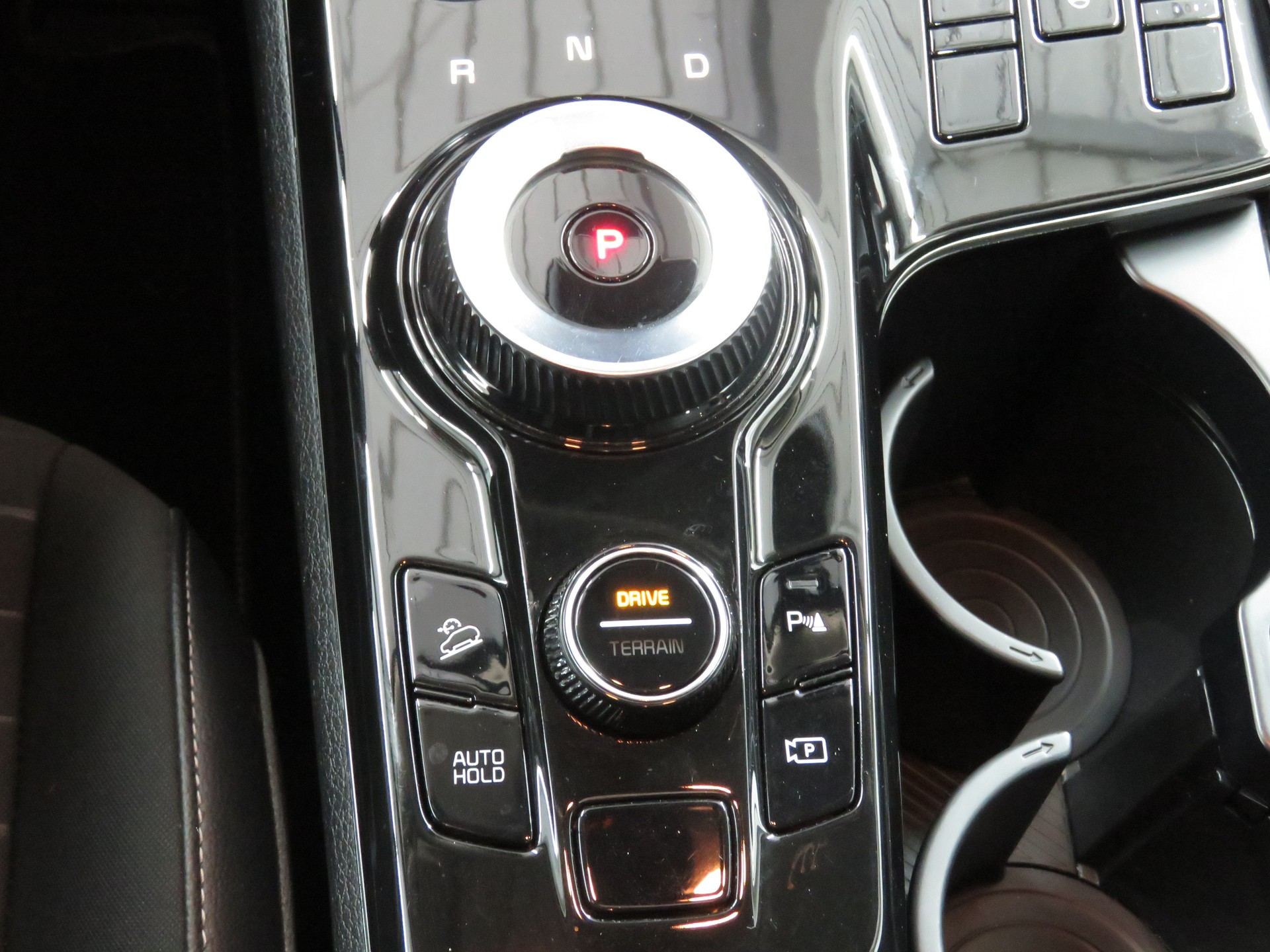 KIA Sportage 1.6T-GDi HEV Power Edition 4x4 Automat-image-15