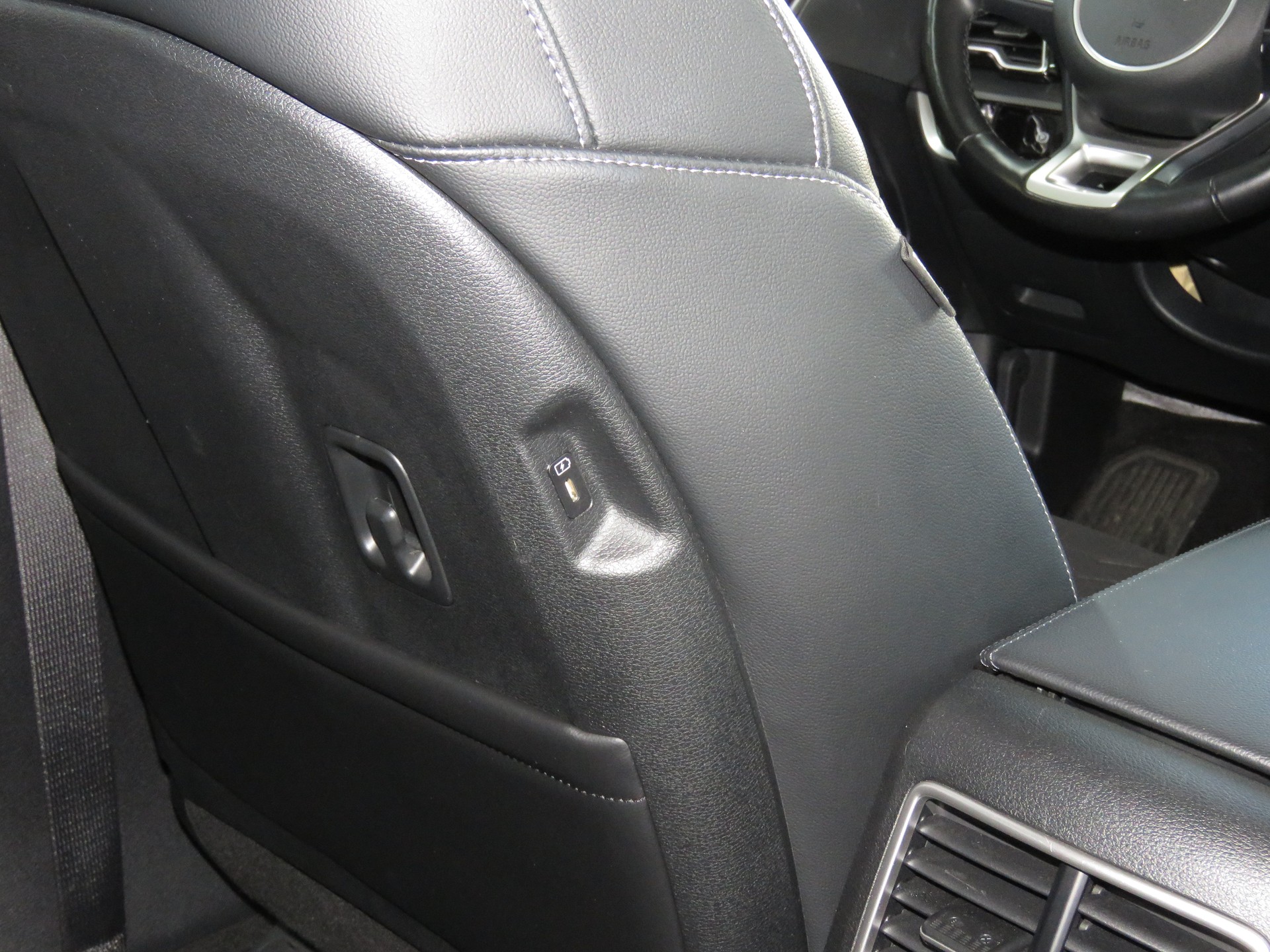 KIA Sportage 1.6T-GDi HEV Power Edition 4x4 Automat-image-14