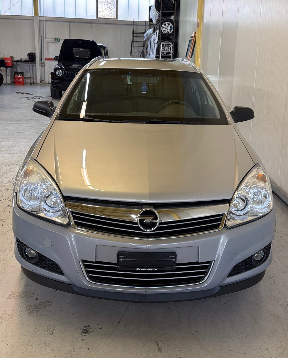 OPEL Astra Caravan 1.8i 16V Diamond Automatic-image-1