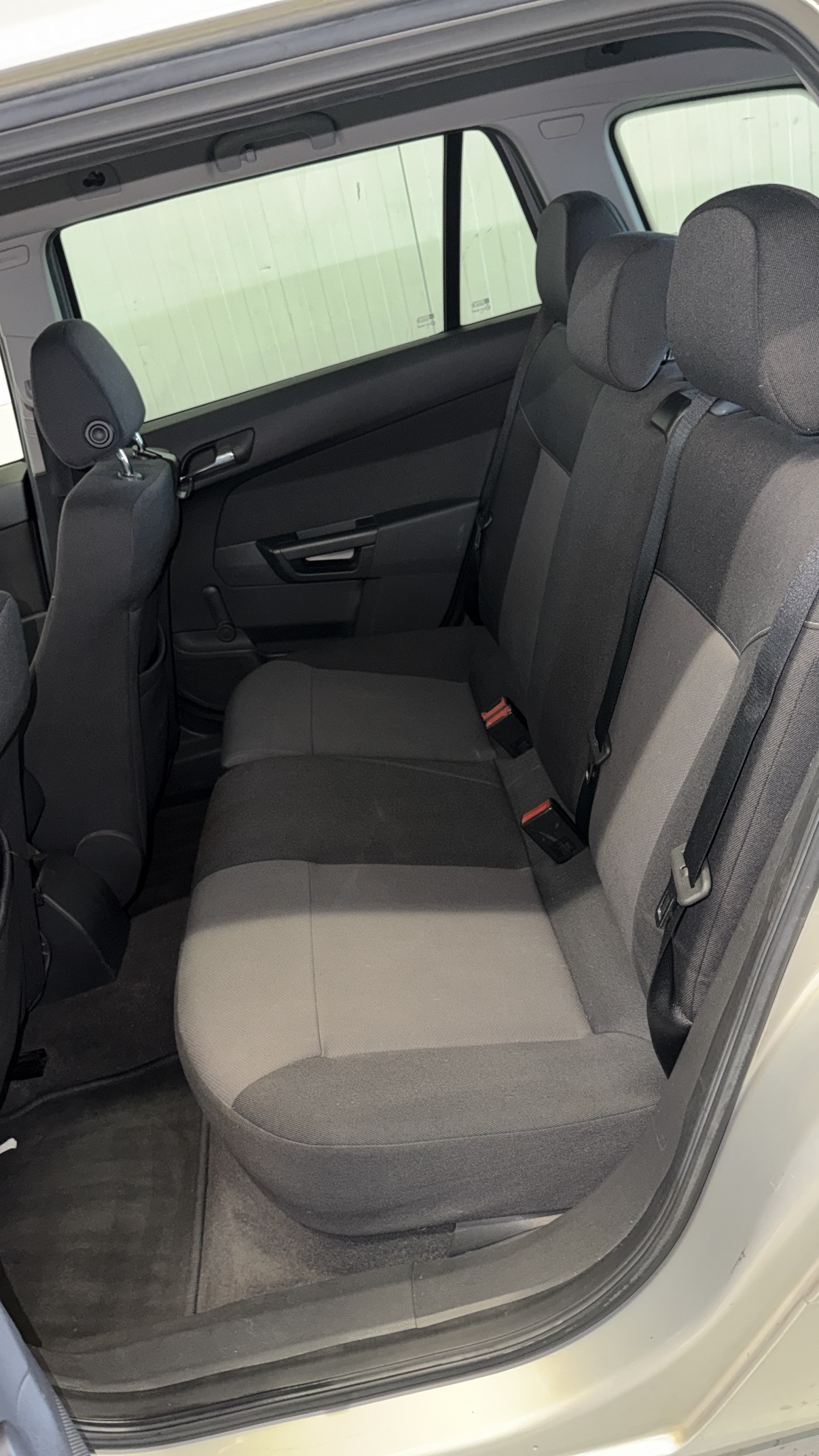 OPEL Astra Caravan 1.8i 16V Diamond Automatic-image-9