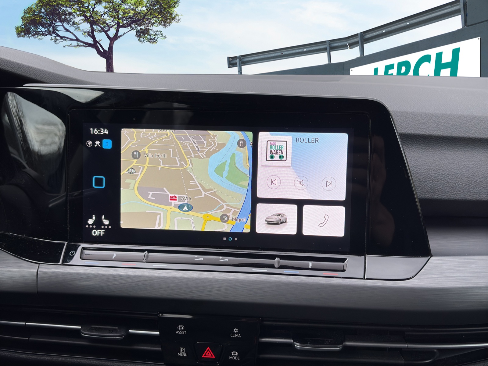 VW Golf 1.4 TSI PHEV Style-image-12