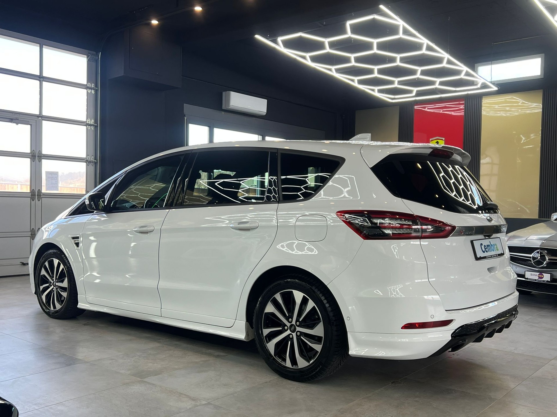 FORD S-Max 2.5 FHEV ST-Line 7 Plätzer!-image-6