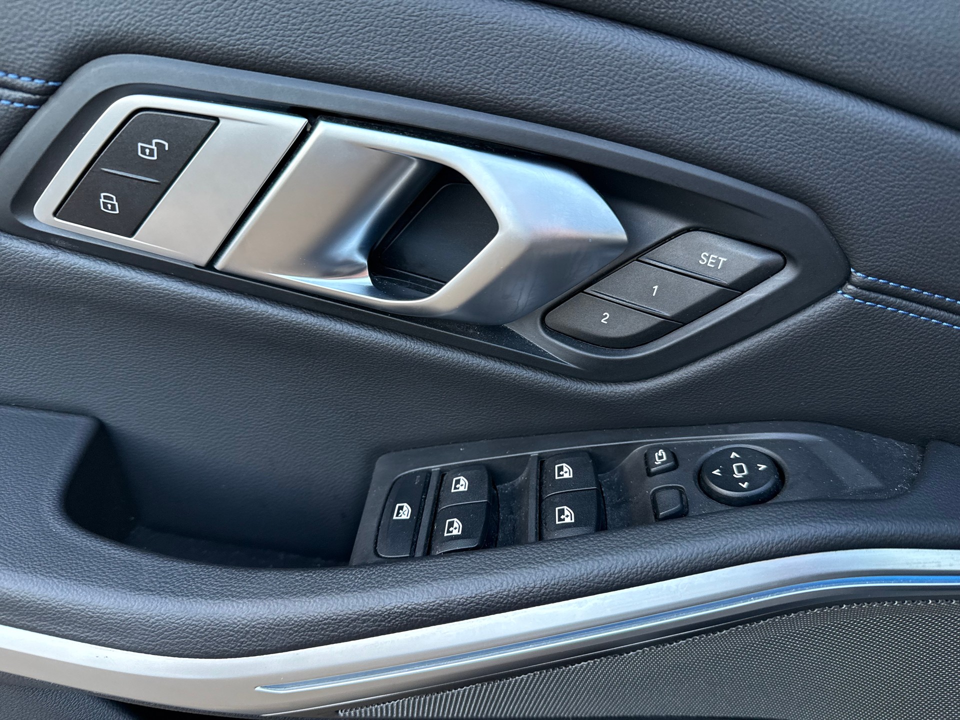 BMW M340d xDrive Steptronic Sport Facelift-image-10