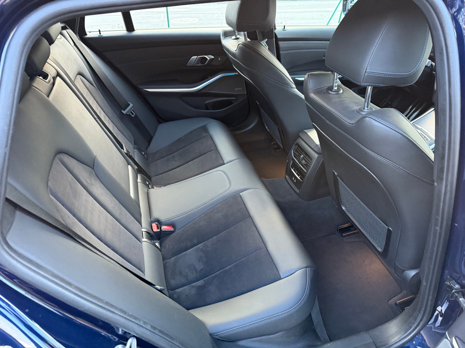 BMW M340d xDrive Steptronic Sport Facelift-image-15