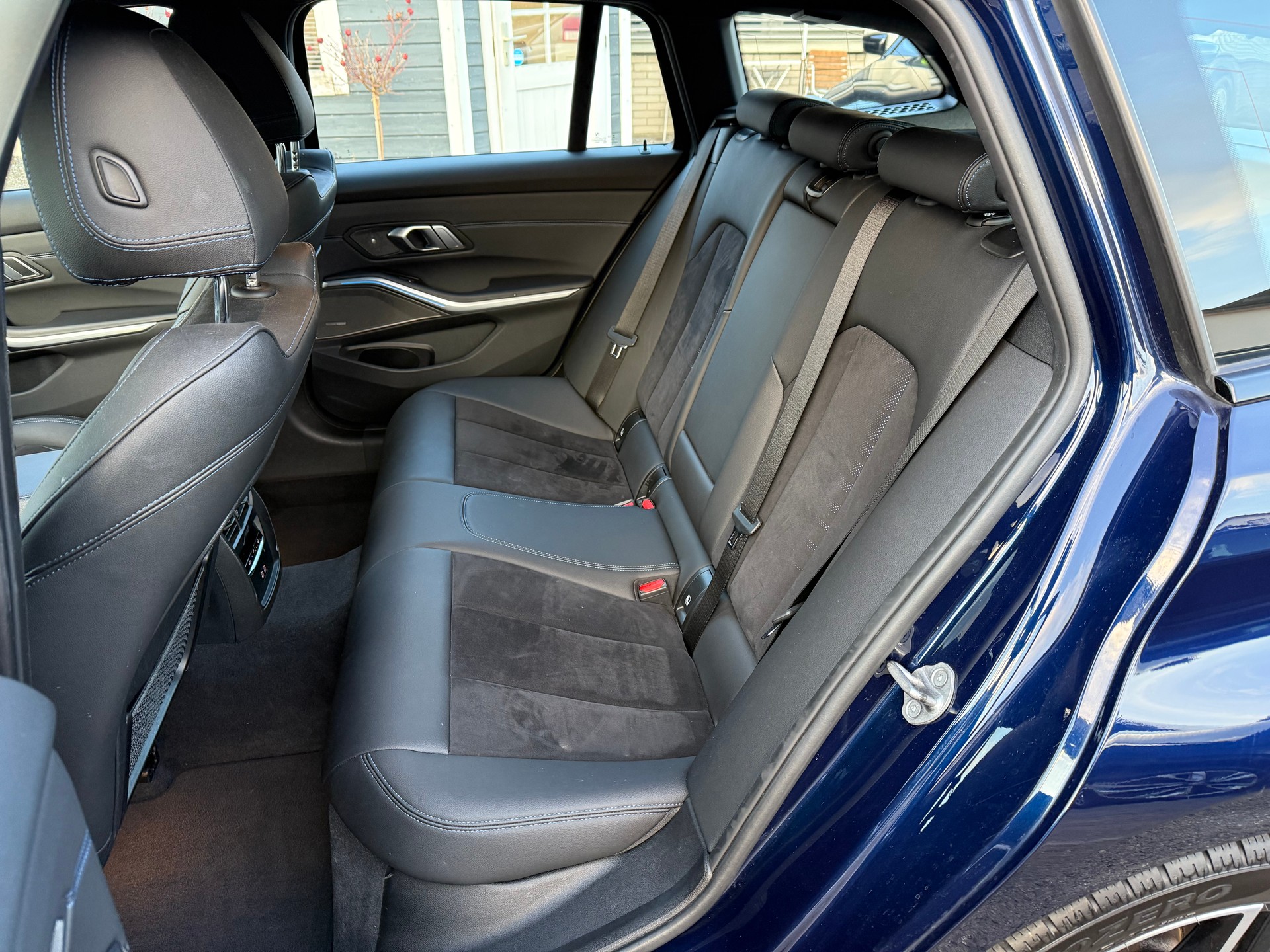BMW M340d xDrive Steptronic Sport Facelift-image-12