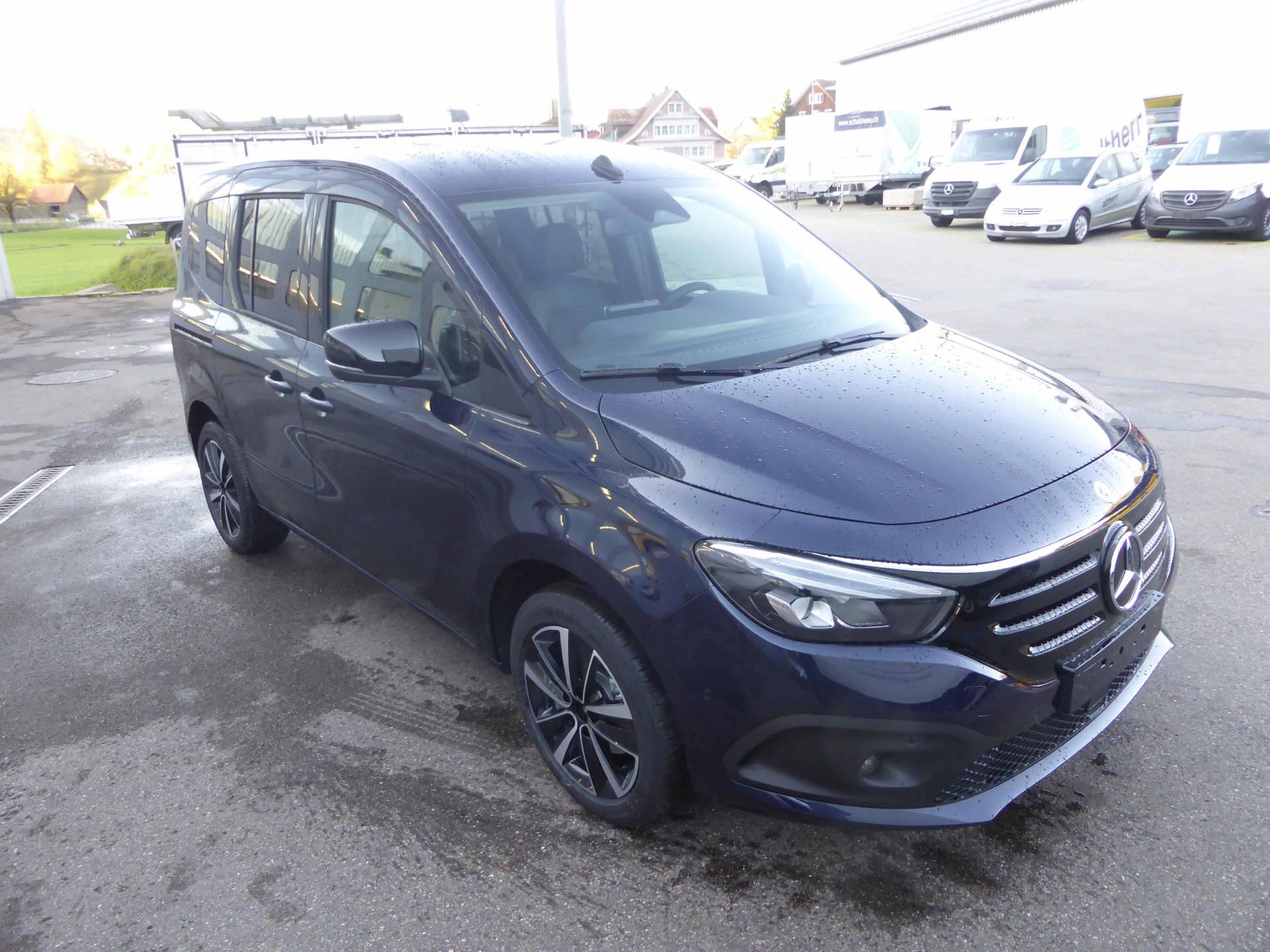 MERCEDES-BENZ Premium Plus Van S-image-7