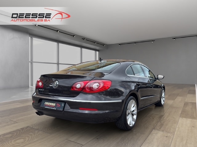 VW Passat CC 2.0 TSI Tiptronic-image-5
