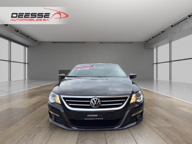 VW Passat CC 2.0 TSI Tiptronic-image-2
