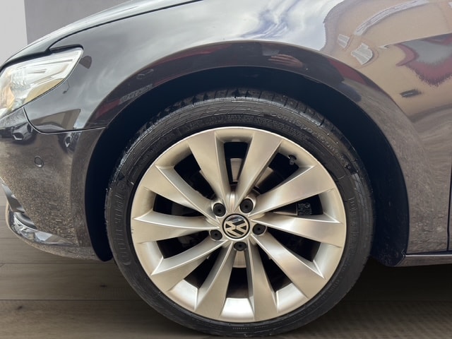 VW Passat CC 2.0 TSI Tiptronic-image-24