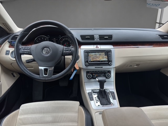VW Passat CC 2.0 TSI Tiptronic-image-10