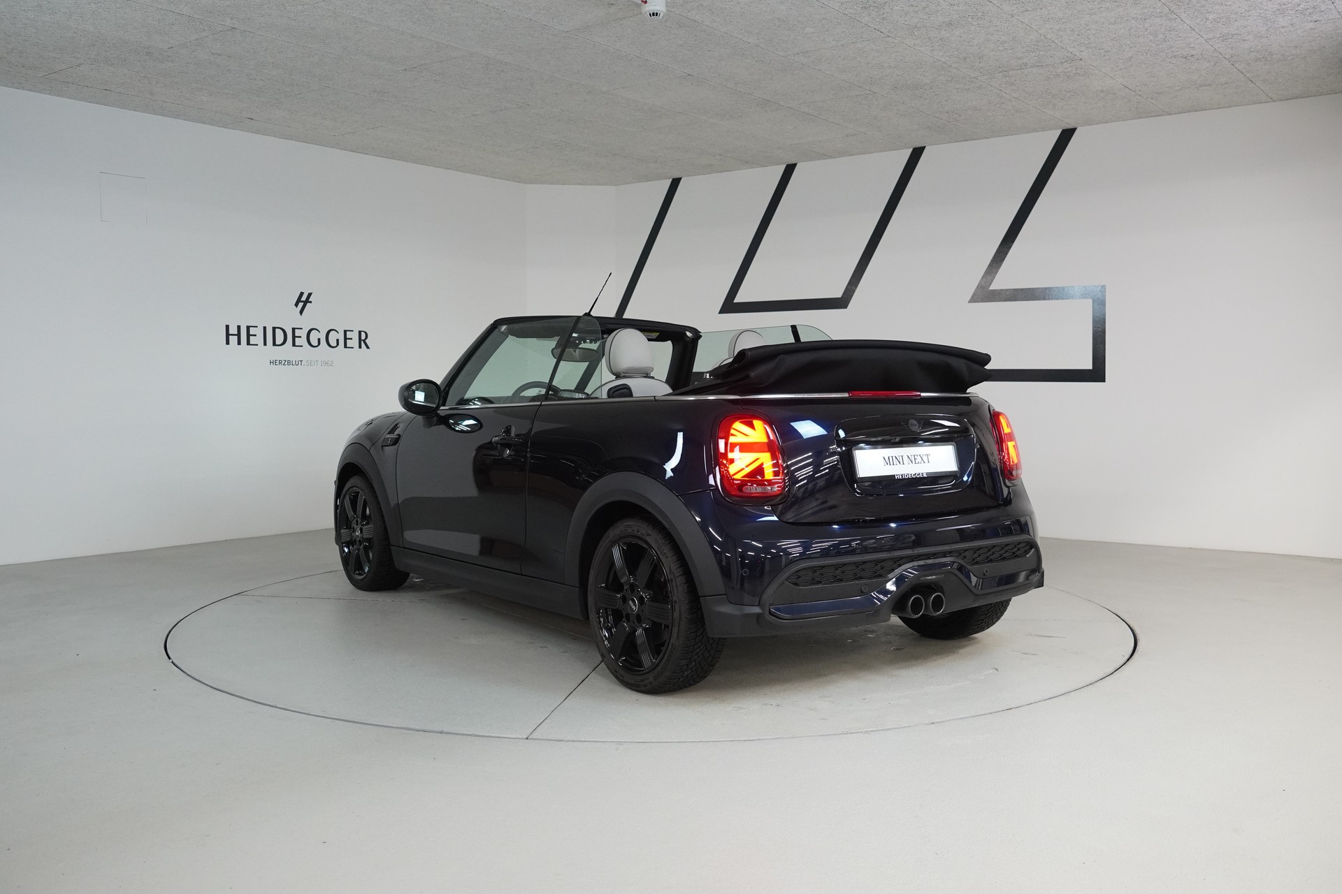 MINI Cooper S Cabriolet DKG-image-12