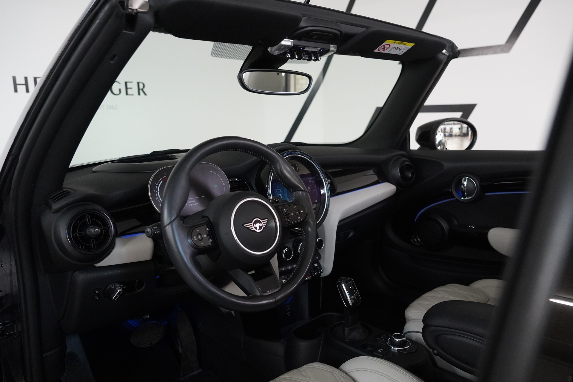 MINI Cooper S Cabriolet DKG-image-30