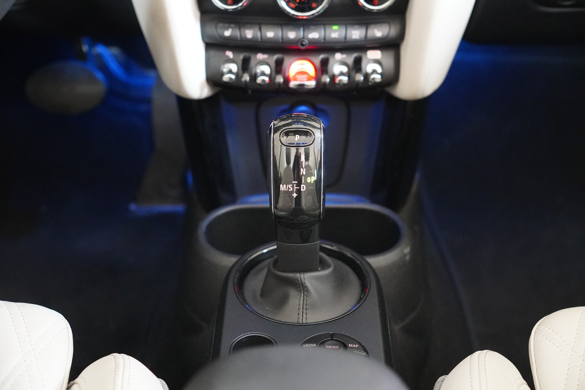 MINI Cooper S Cabriolet DKG-image-27