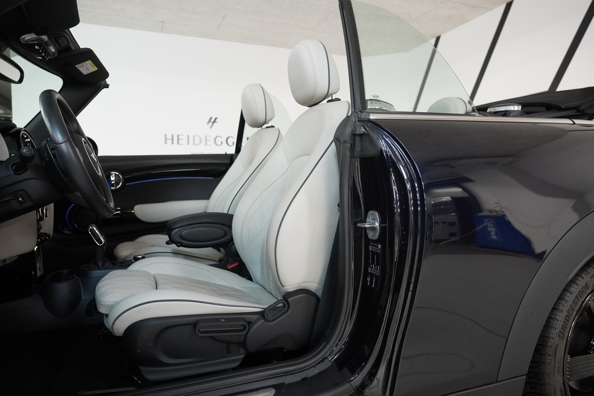 MINI Cooper S Cabriolet DKG-image-18