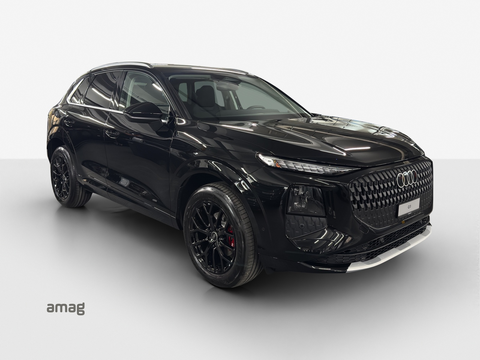 AUDI Q3 SUV 110 kW TFSI S tronic-image-5