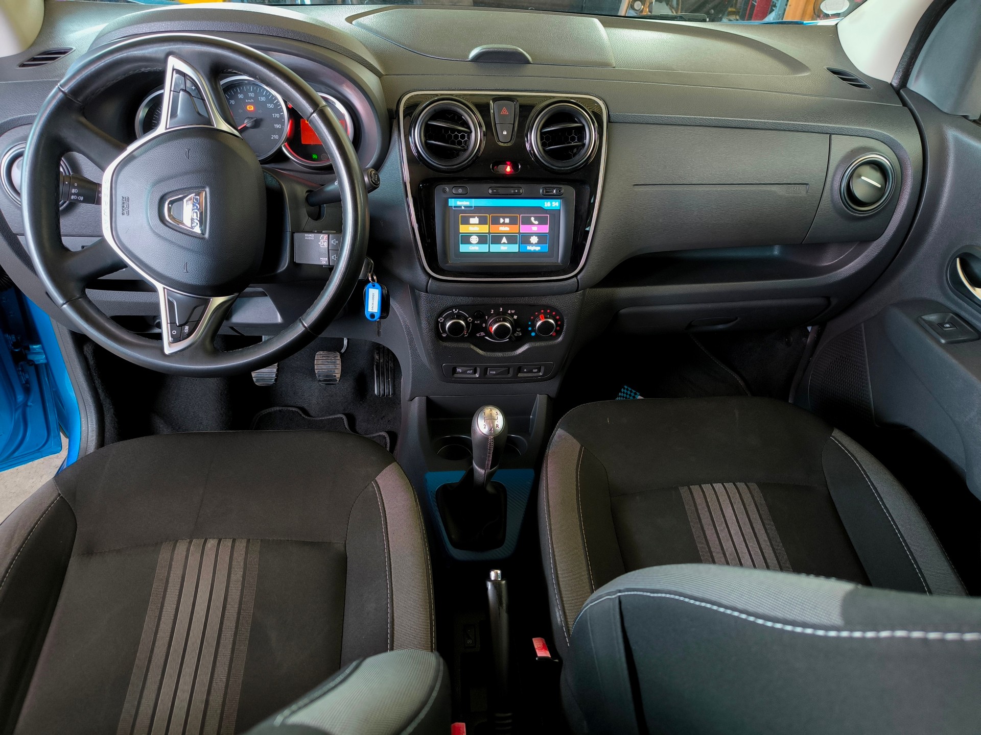 DACIA Lodgy 1.6 Stepway 7PL-image-9