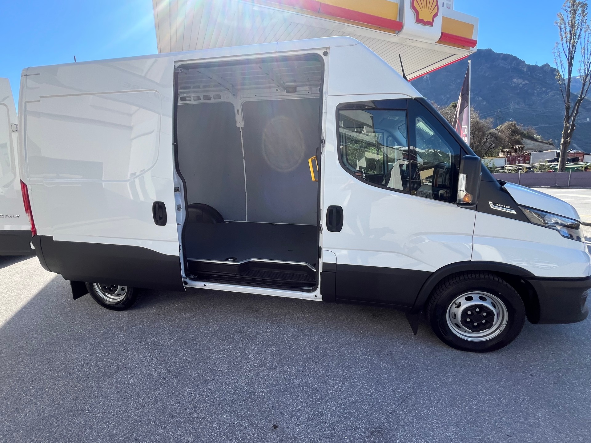 IVECO 35 C 16 A8 D-image-10