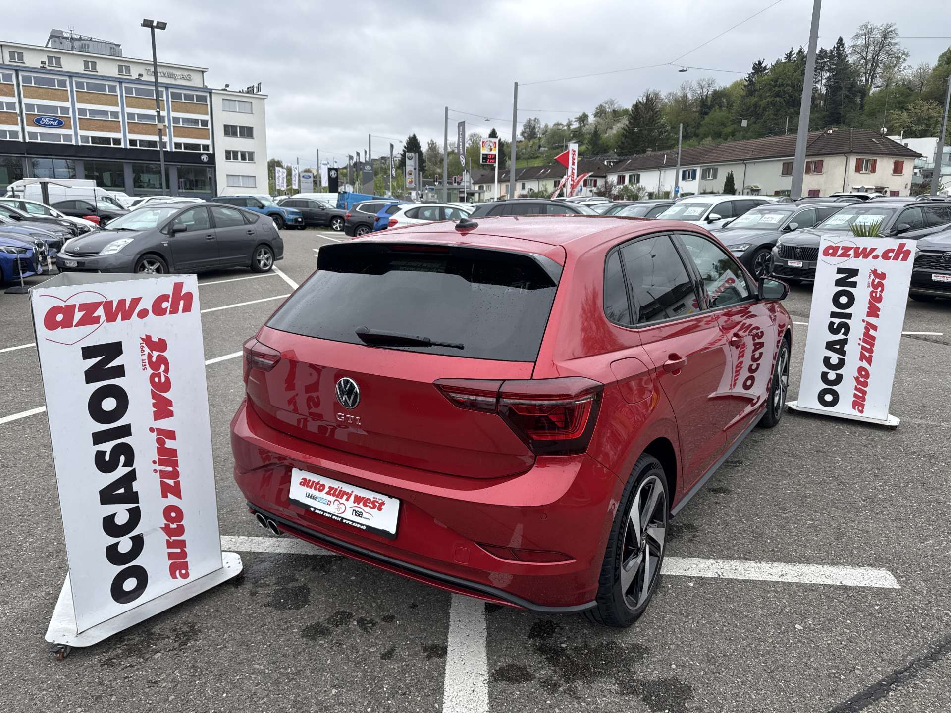 VW Polo 2.0 TSi GTi 207PS DSG-Automat-image-2