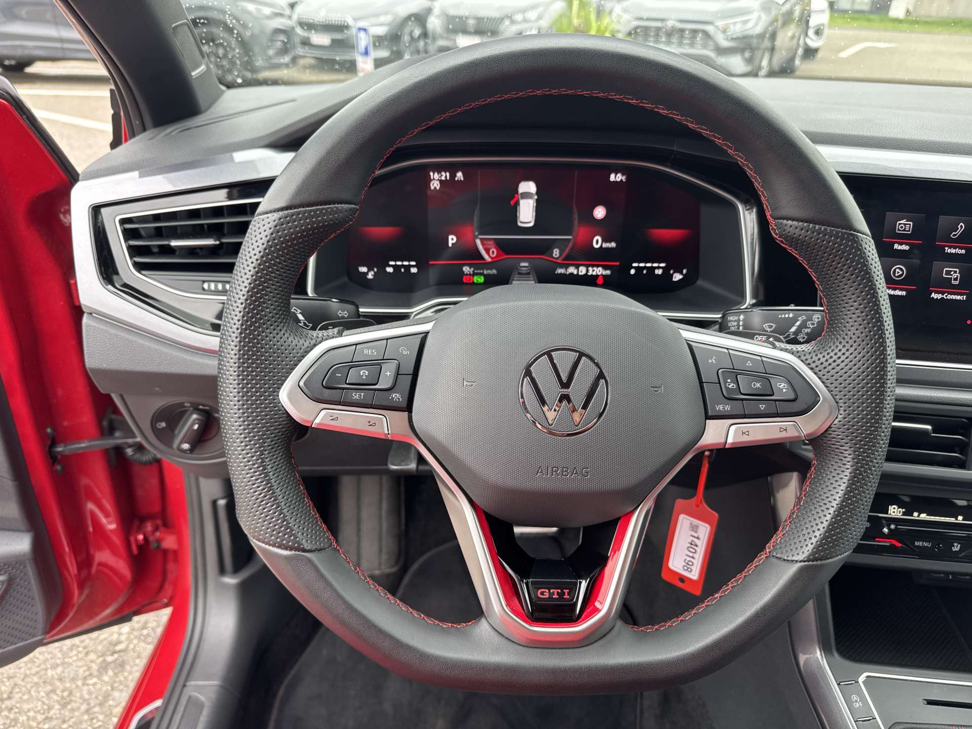 VW Polo 2.0 TSi GTi 207PS DSG-Automat-image-15