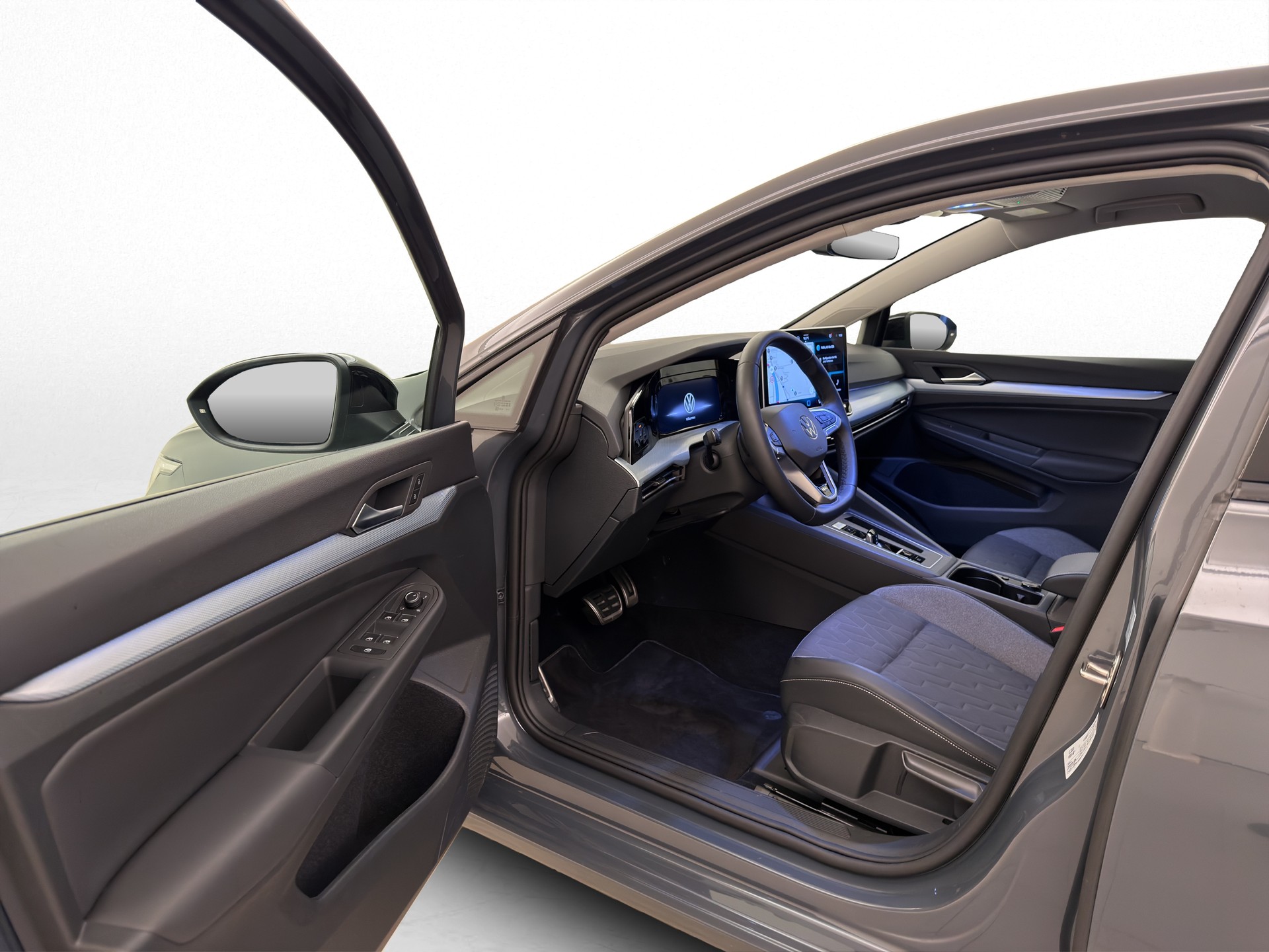 VW Golf 8 1.5 eTSI Goal DSG-image-11