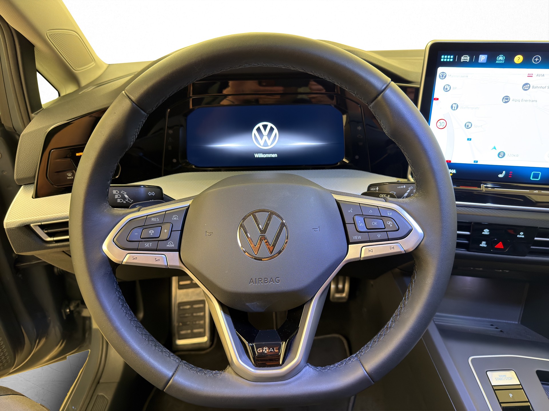 VW Golf 8 1.5 eTSI Goal DSG-image-6
