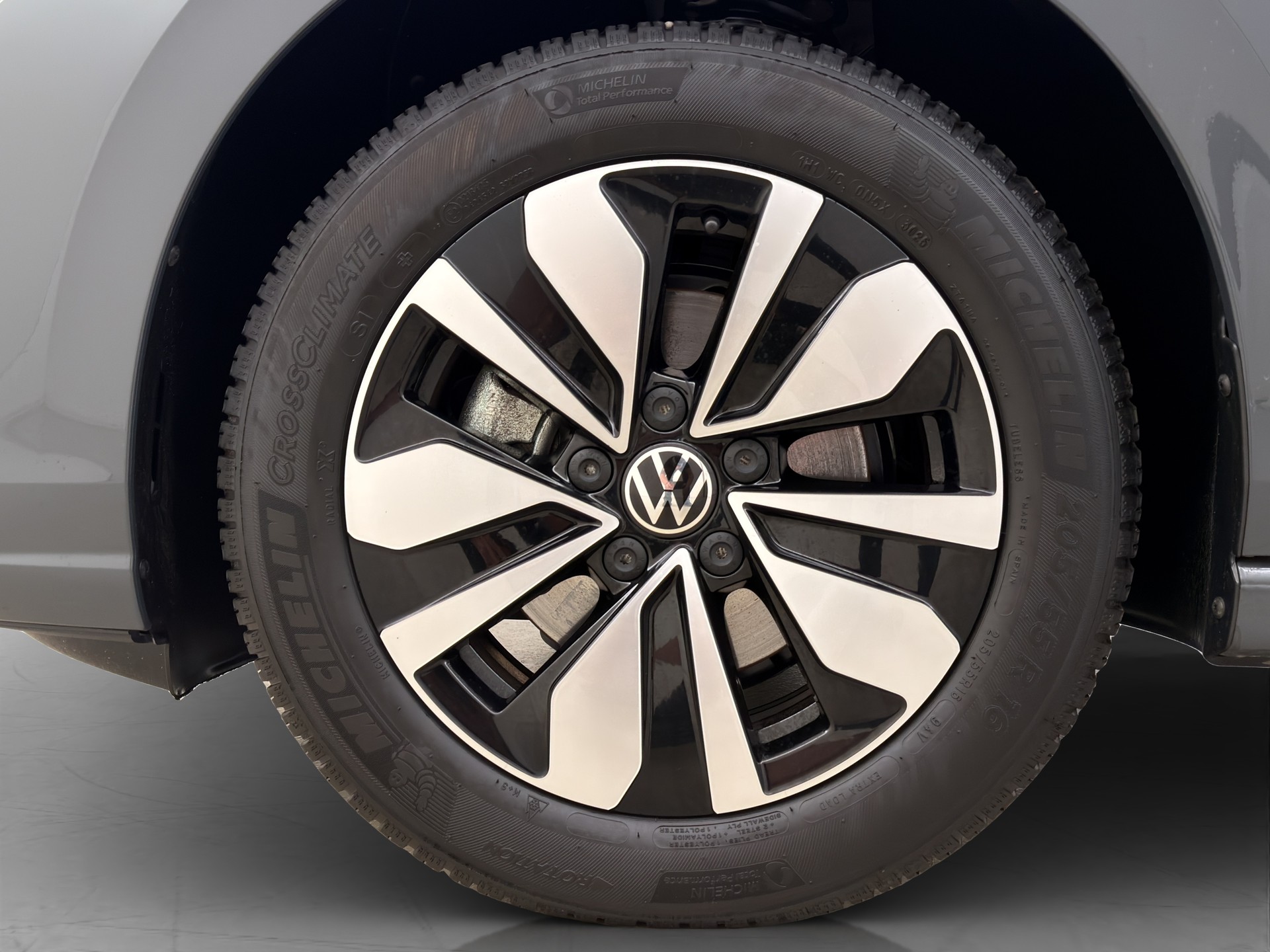 VW Golf 8 1.5 eTSI Goal DSG-image-13