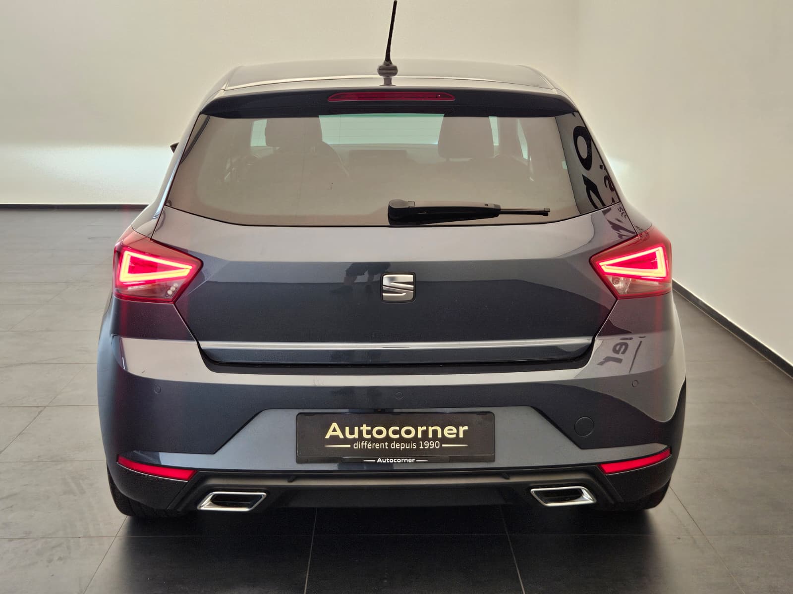 SEAT Ibiza 1.0 EcoTSI Hola FR DSG-image-7