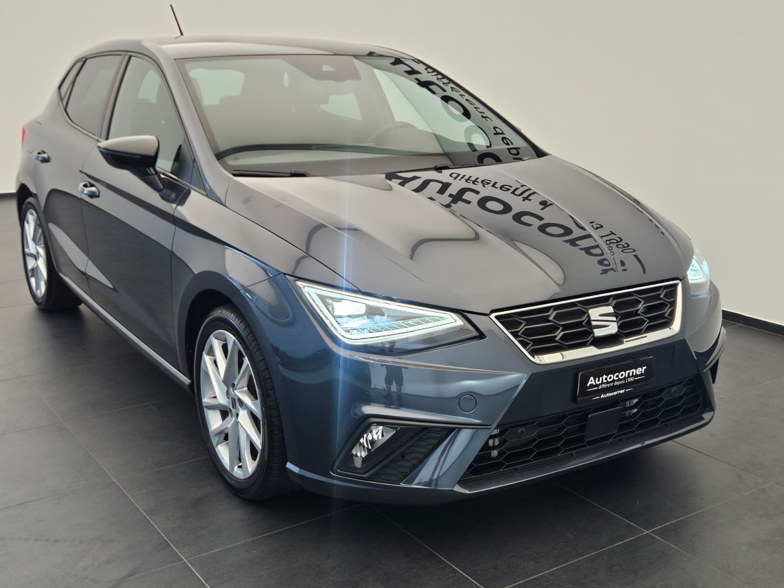 SEAT Ibiza 1.0 EcoTSI Hola FR DSG-image-4