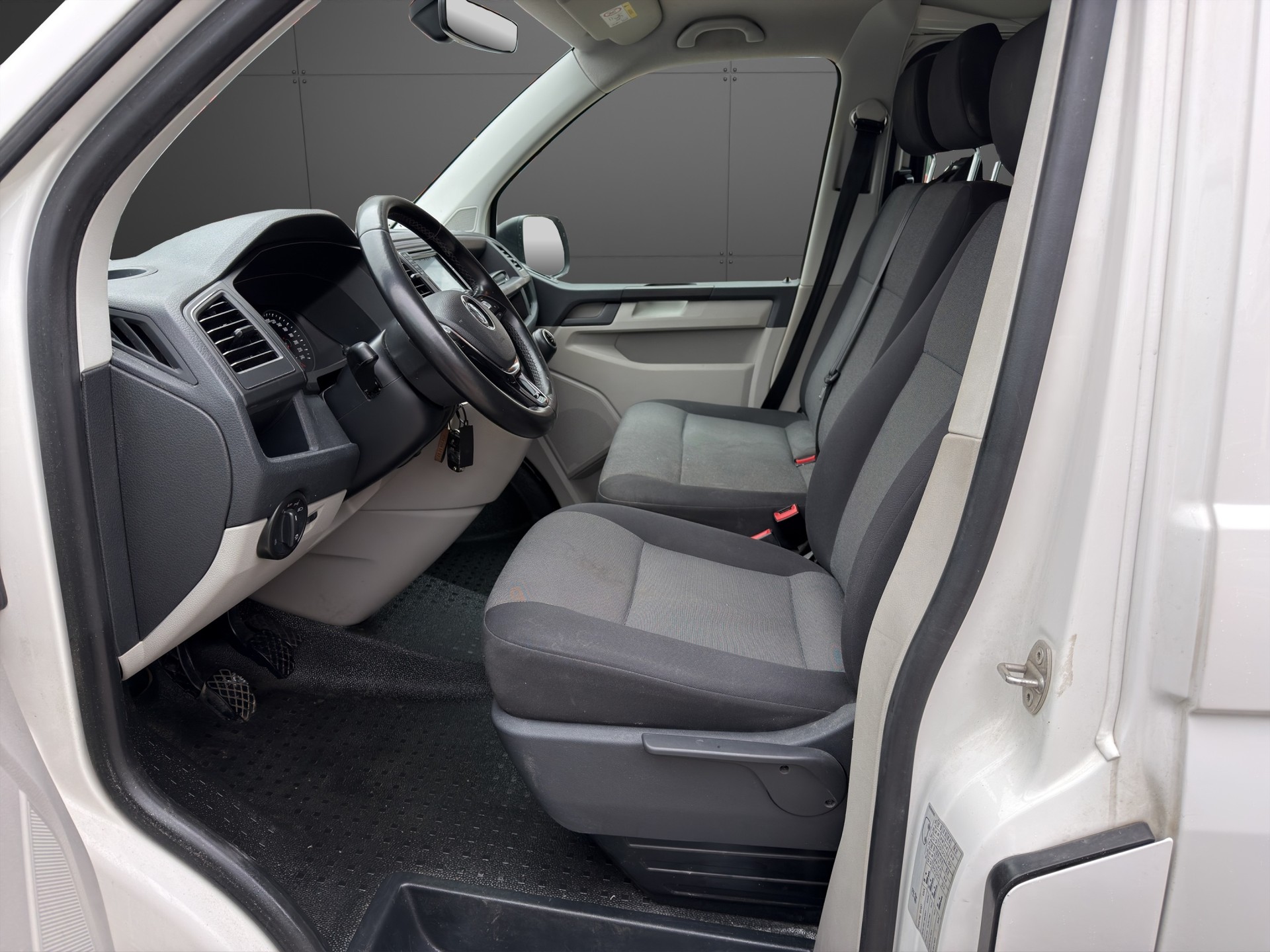 VW T6 Caravelle 2.0 TDI Comfortline 9 Plätzer AHK2200kg-image-9