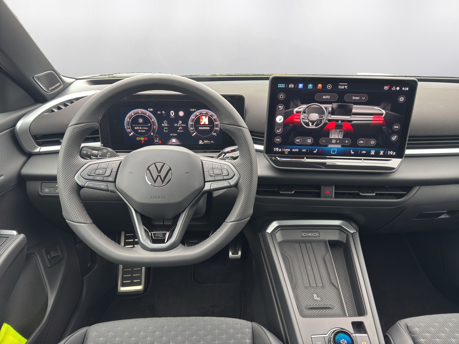 VW T-Roc 1.5 eTSI mHEV R-Line DSG-image-6