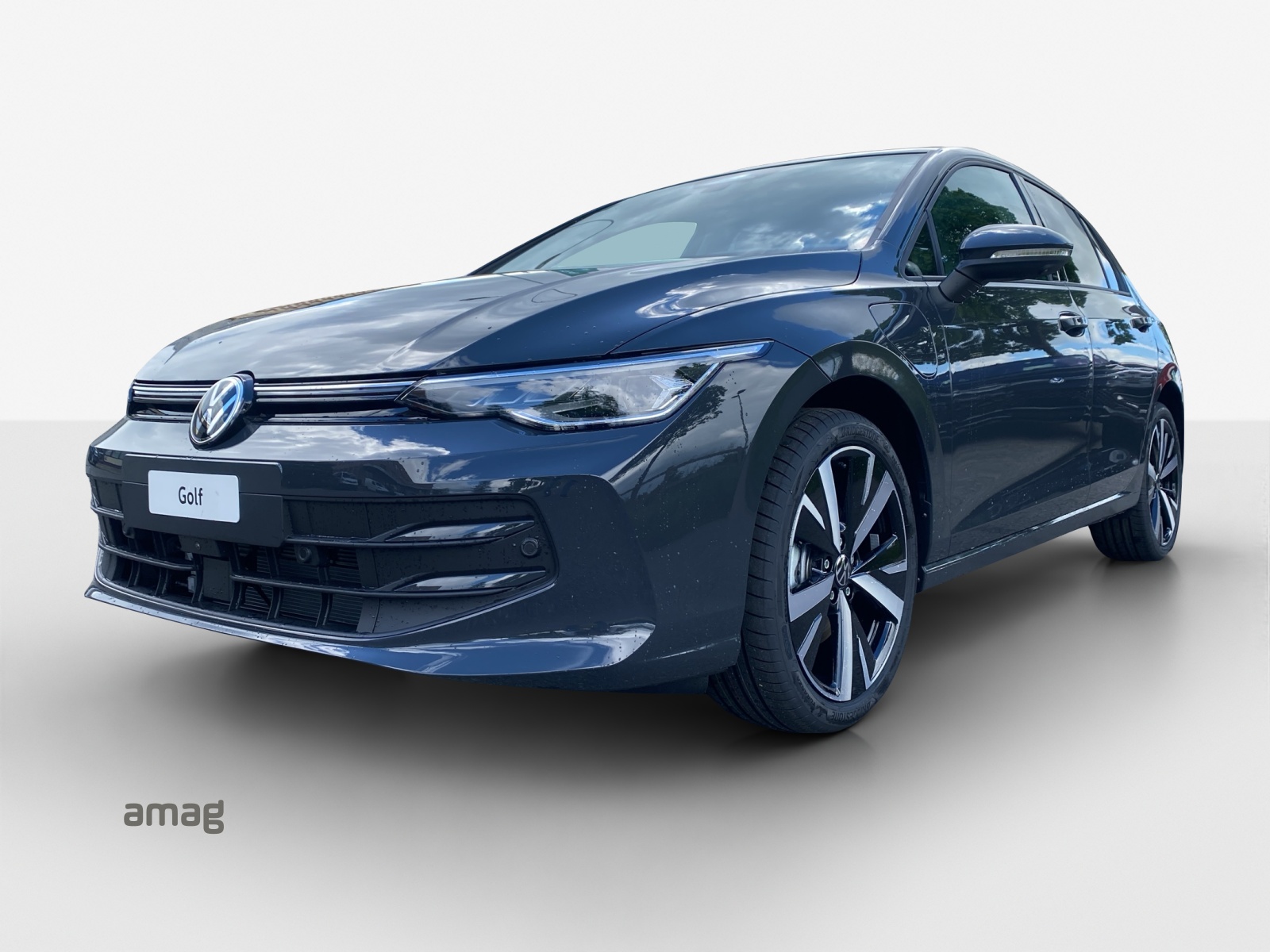 VW Golf 1.5 TSI PHEV Life-image-0